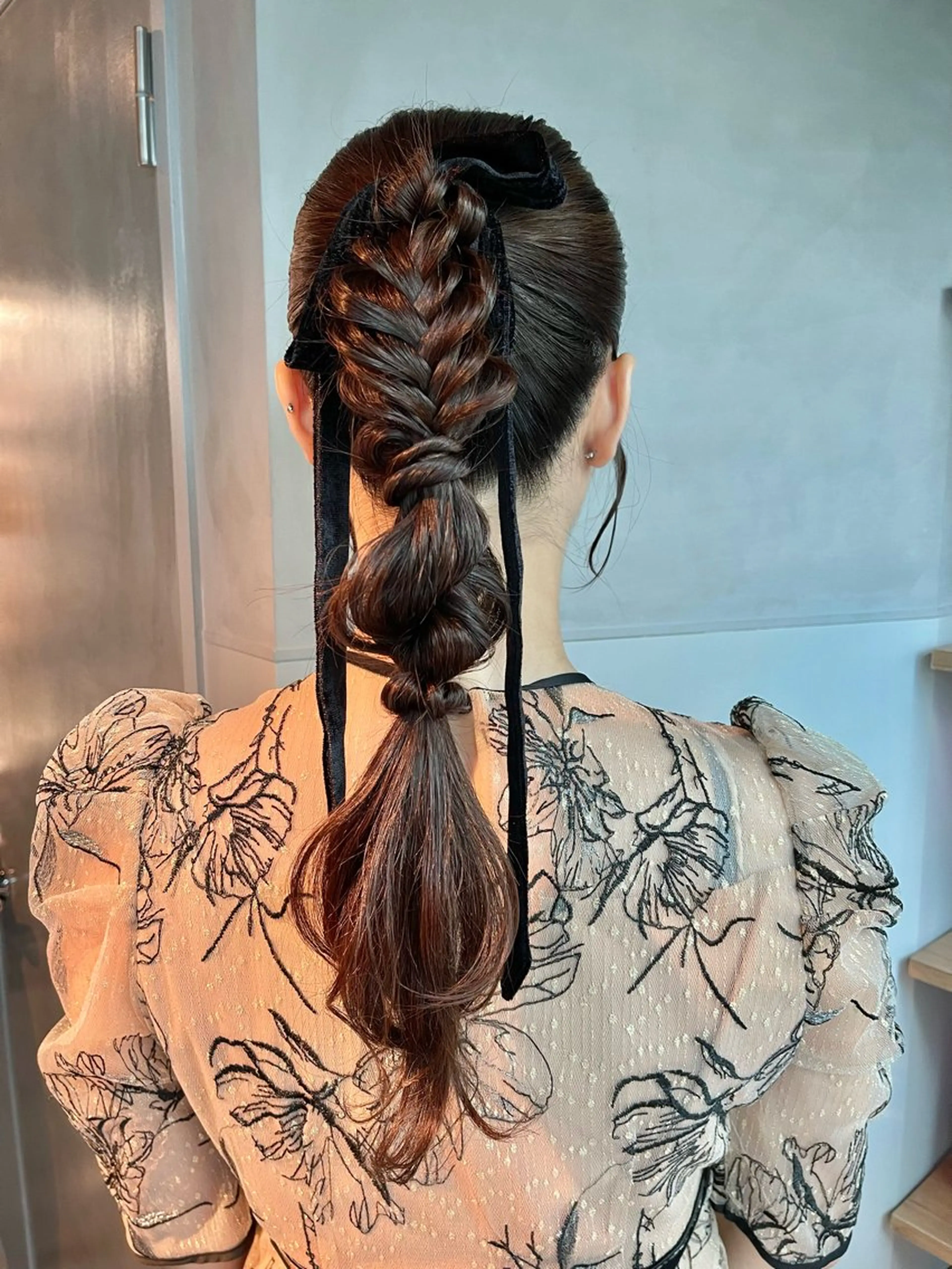 ヘアアレンジ ポニーテール 結婚式・ブライダル 卒業式のヘアスタイル ヘアセット charm《銀座》 ヘアセット/縮毛矯正のヘアスタイル