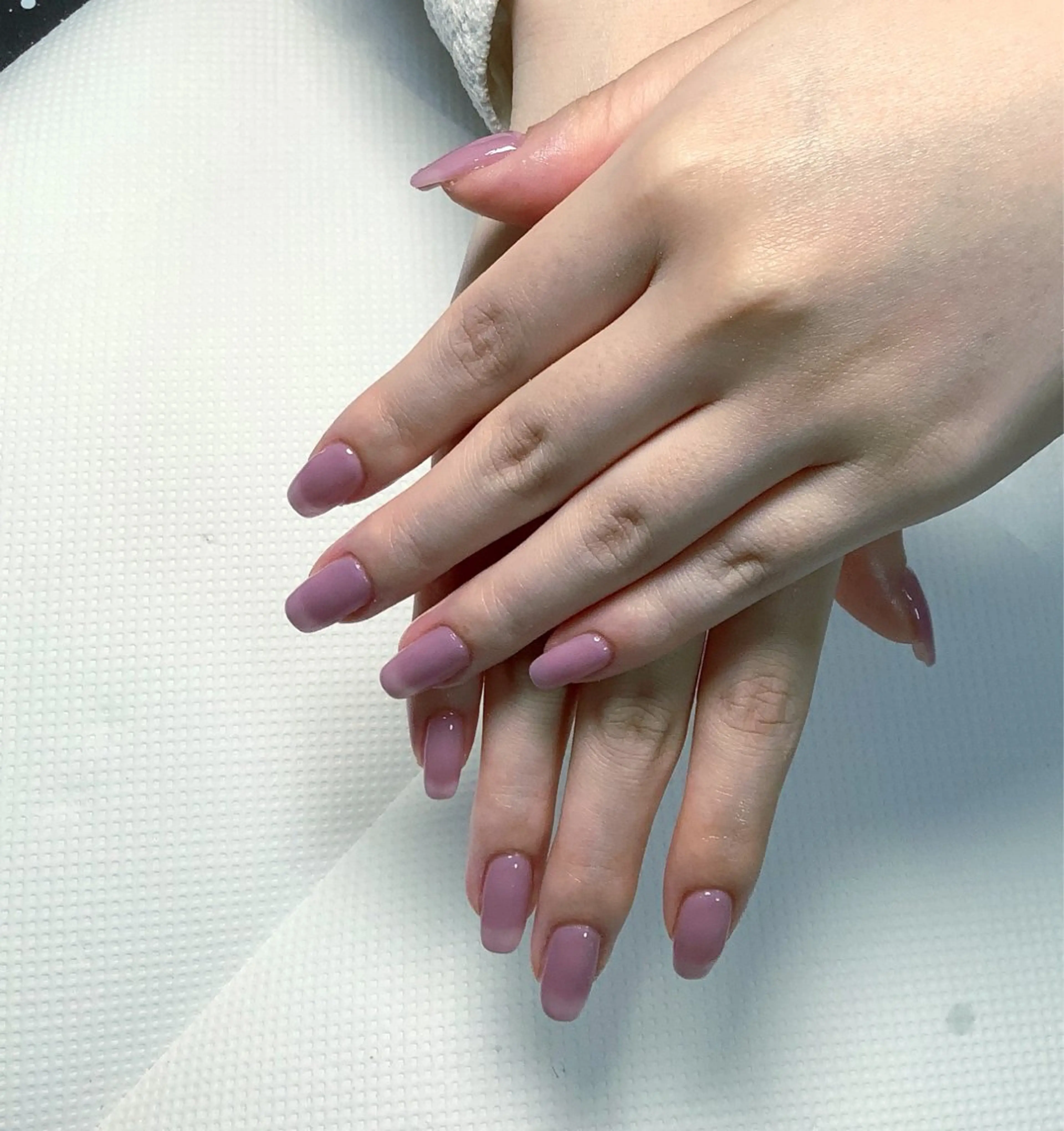 ネイル pink ladyサロン所属・べ にのネイルデザイン