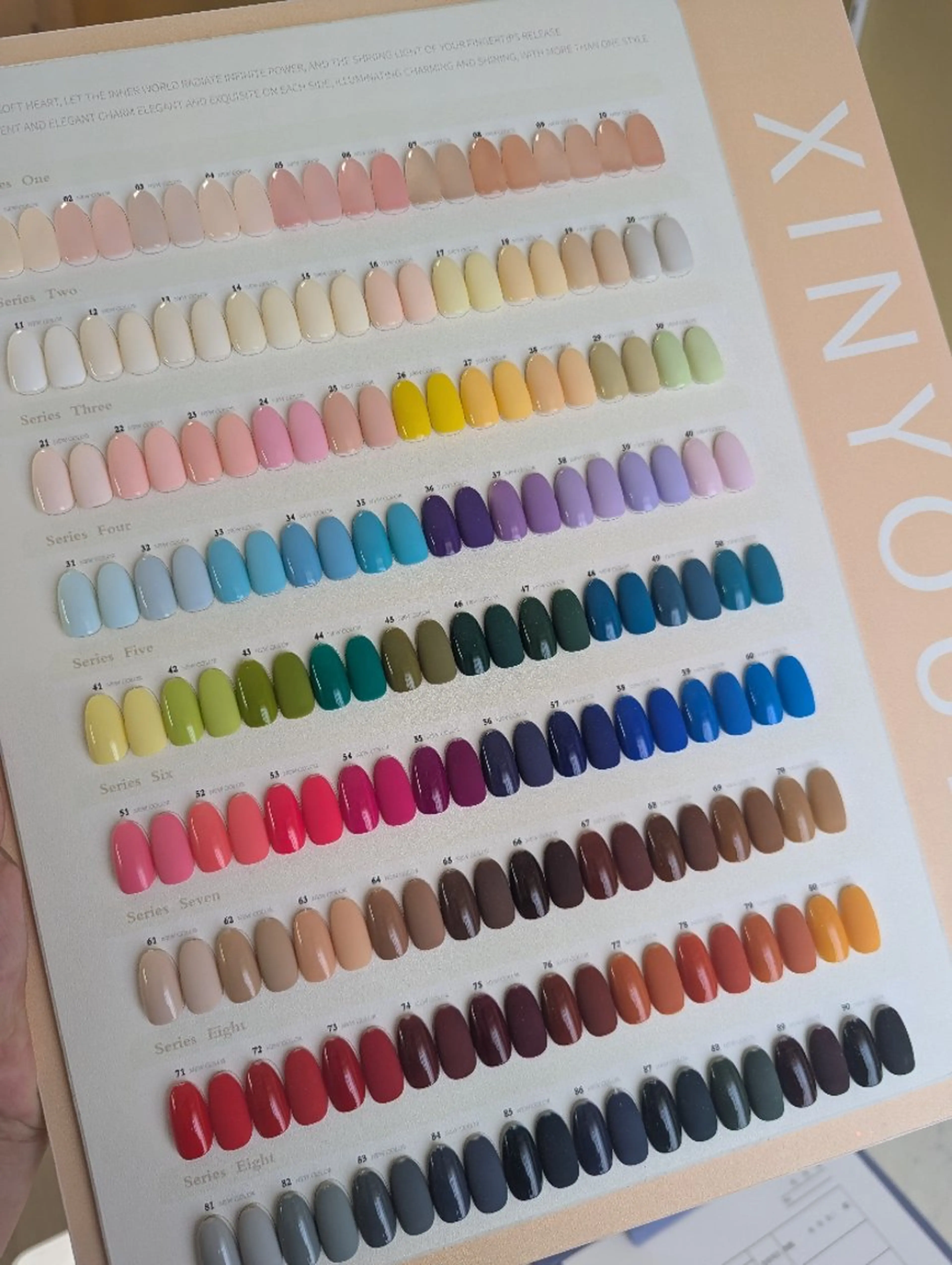 ネイル Nailsalon Graciasのネイルデザイン