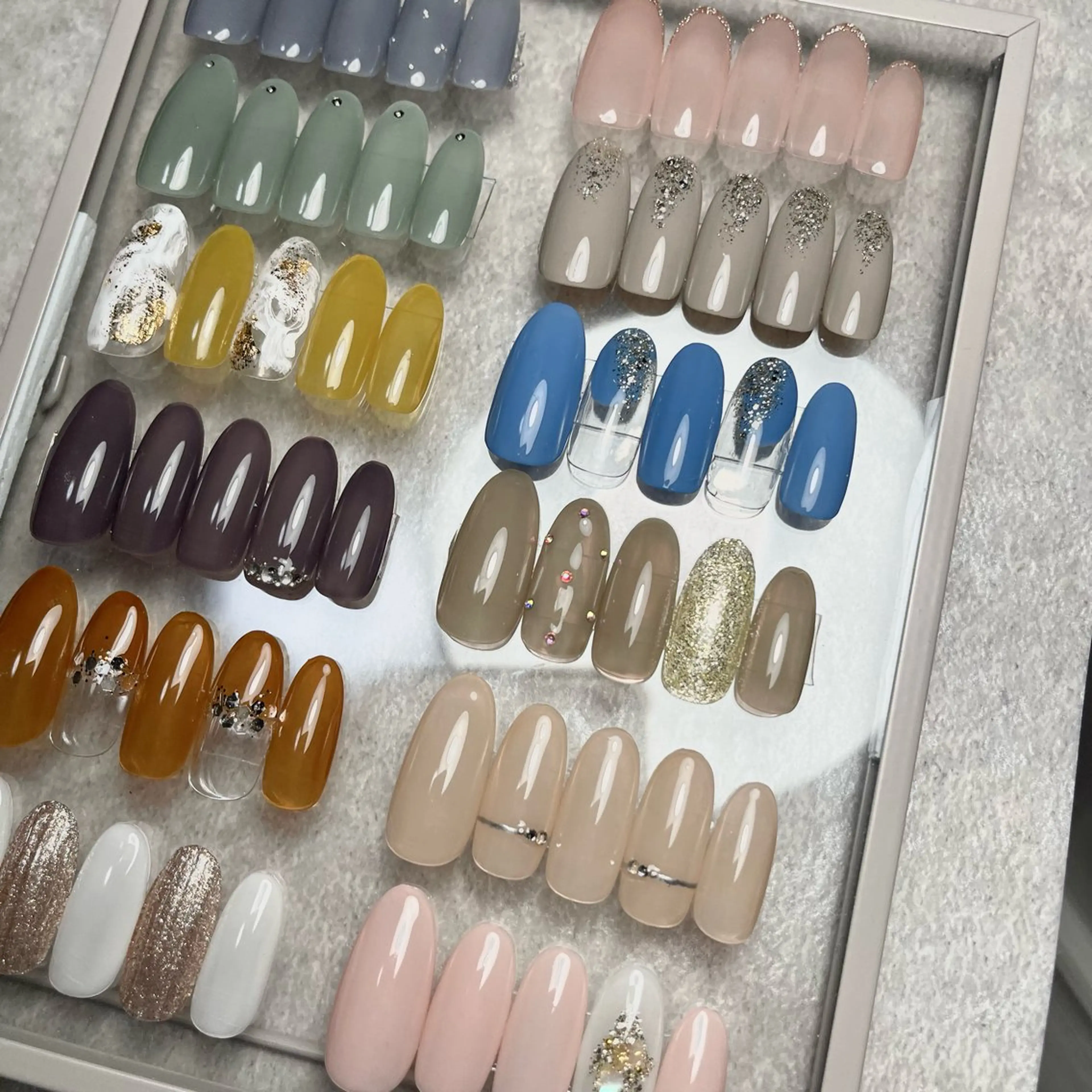 ネイル アートネイル ハンドネイル RE SALONのネイルデザイン