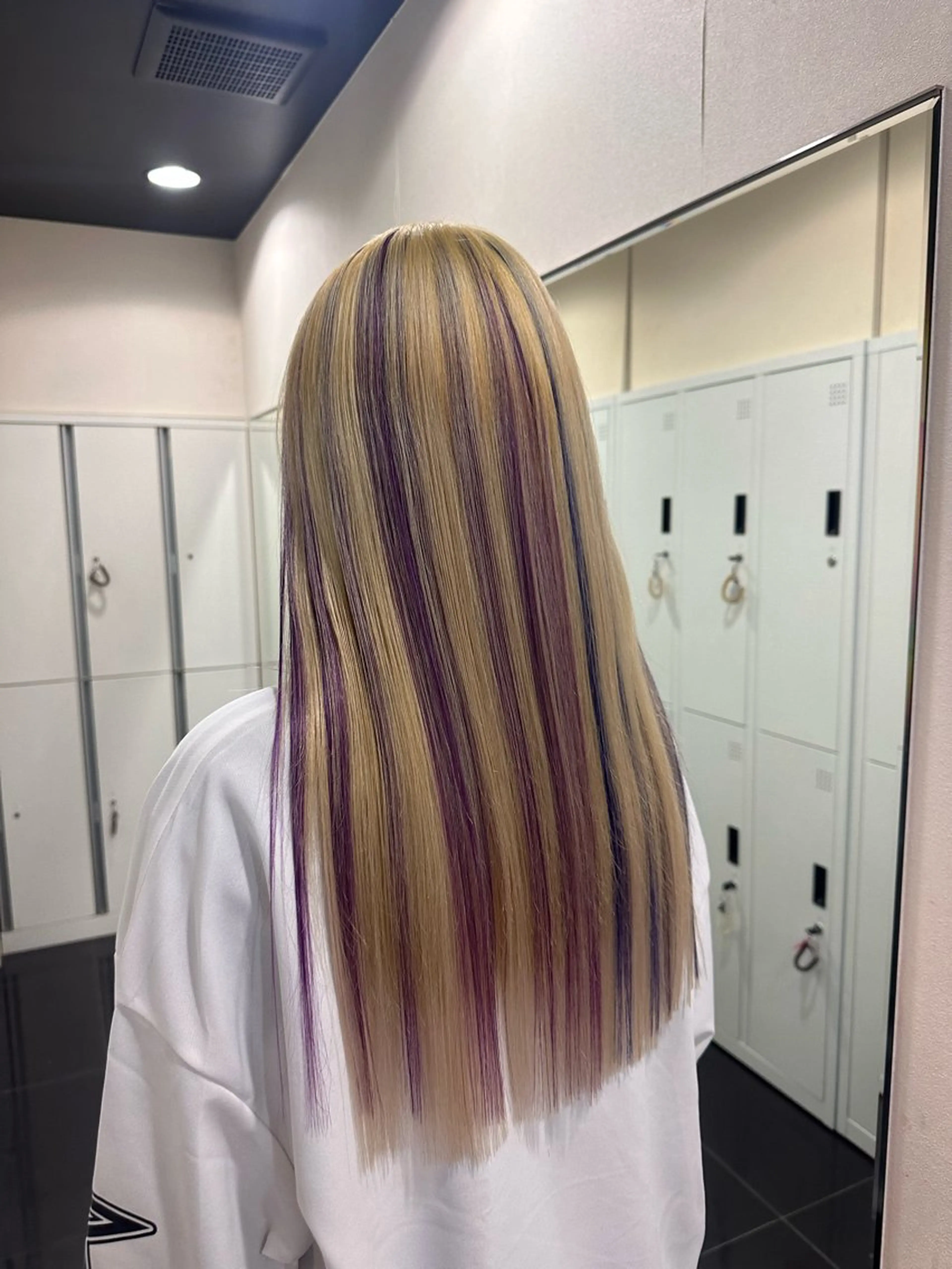 ロング カラー ブリーチ エクステ ブリーチカラー/ベー ジュ/Hono🦖のヘアスタイル