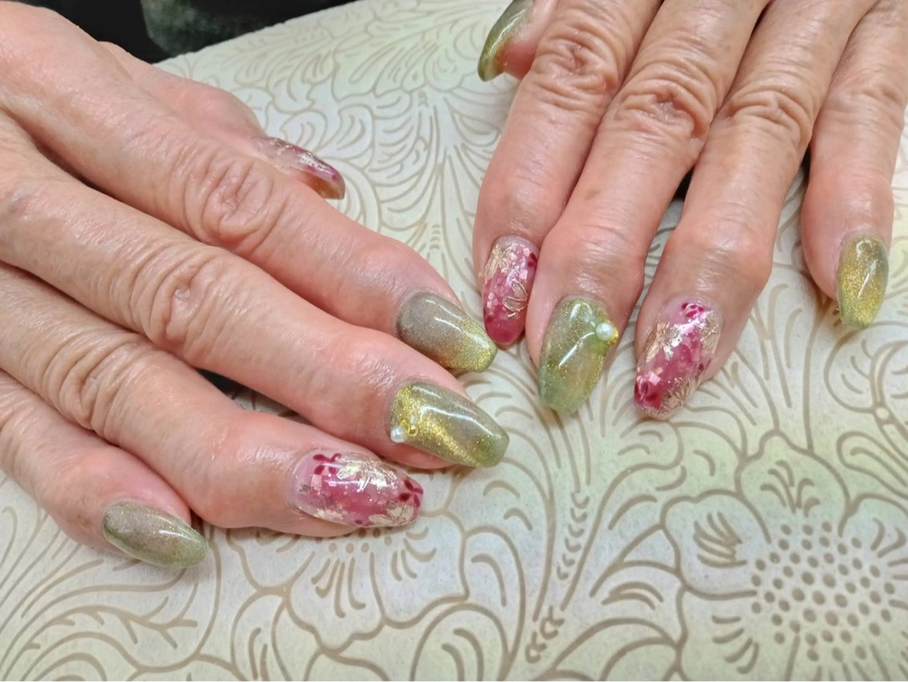 ネイル フラワーネイル precious nail room所属・precious nail  roomのネイルデザイン