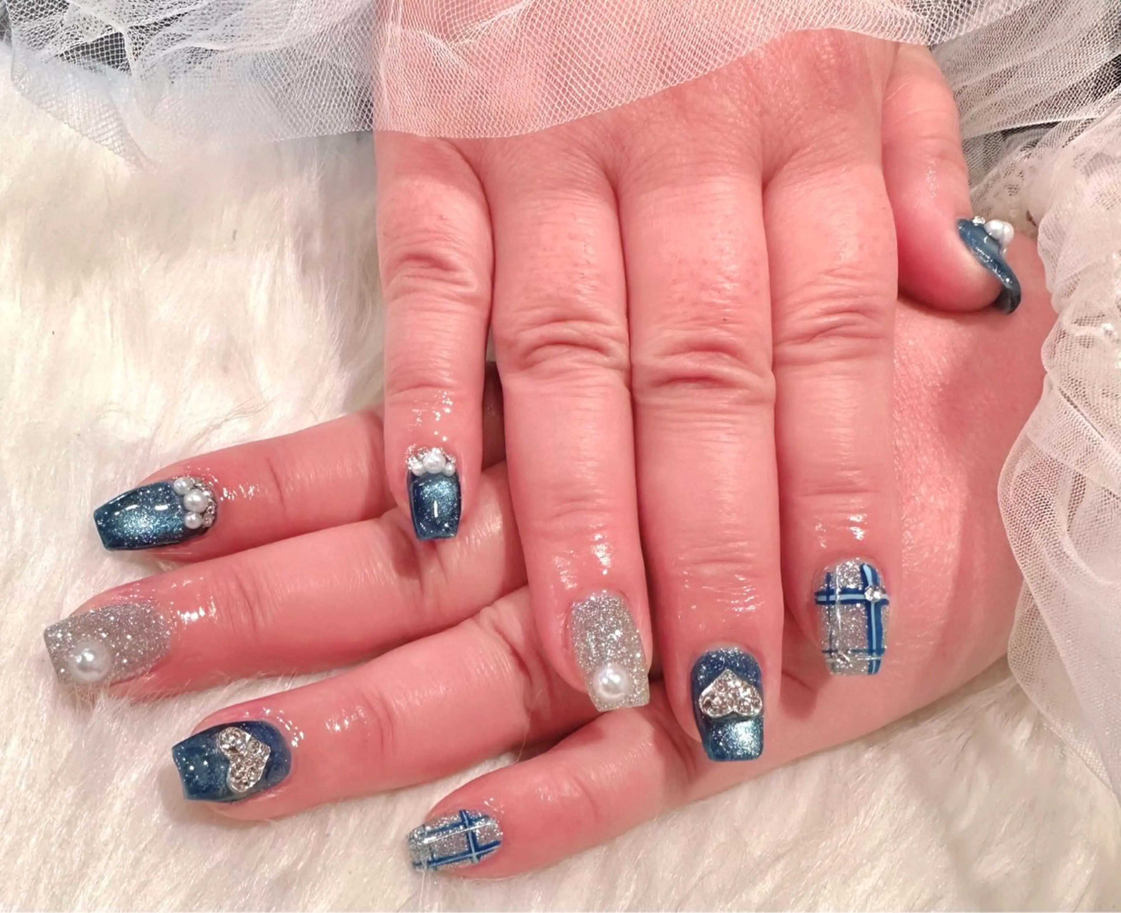 ネイル フラッシュネイル マグネットネイル 持ち込み ハンドネイル nail untitled🎀のネイルデザイン