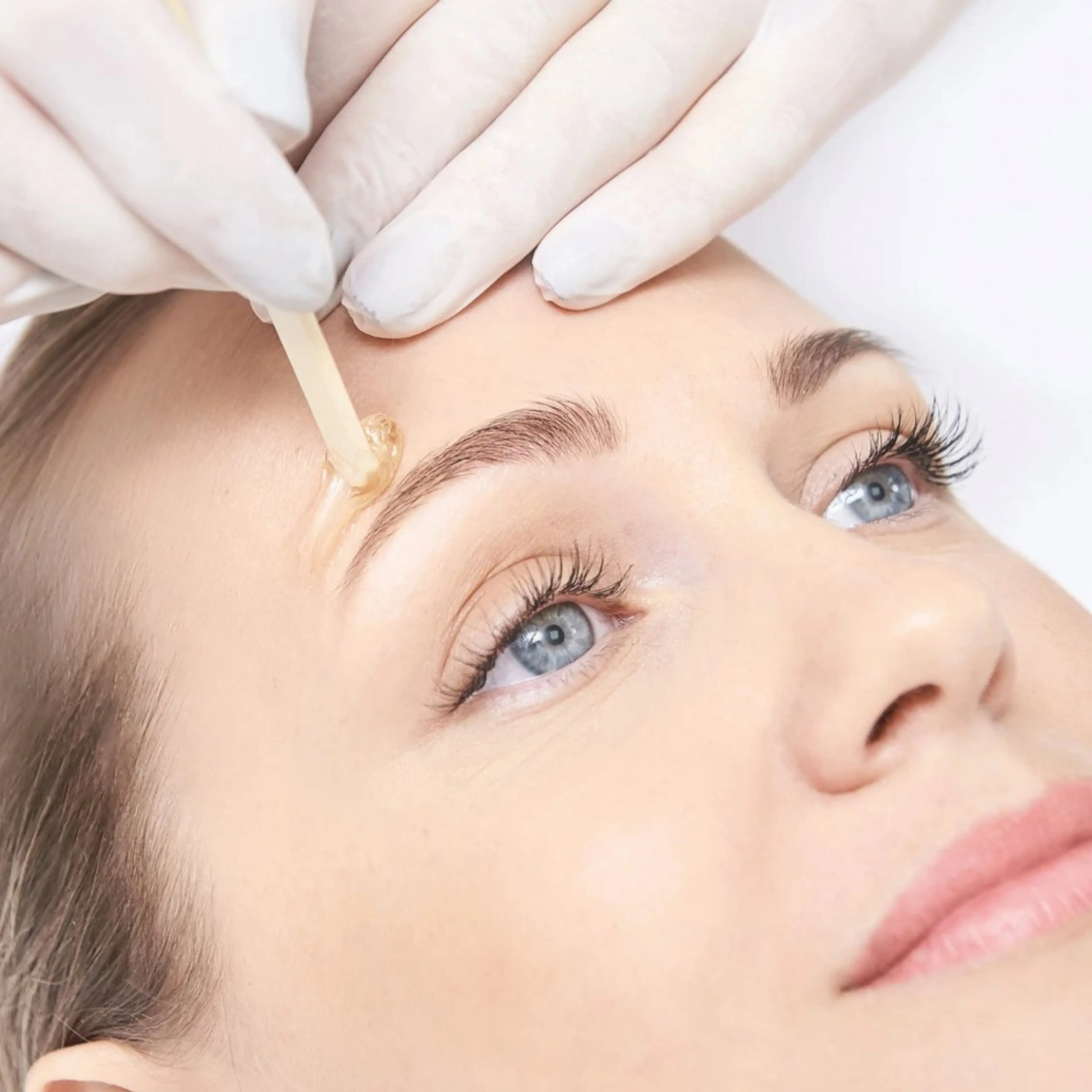 アイブロウ 眉毛ワックス脱毛 🩵LULA　町田店 TANIGAWA🩵のエステ・リラクイメージ