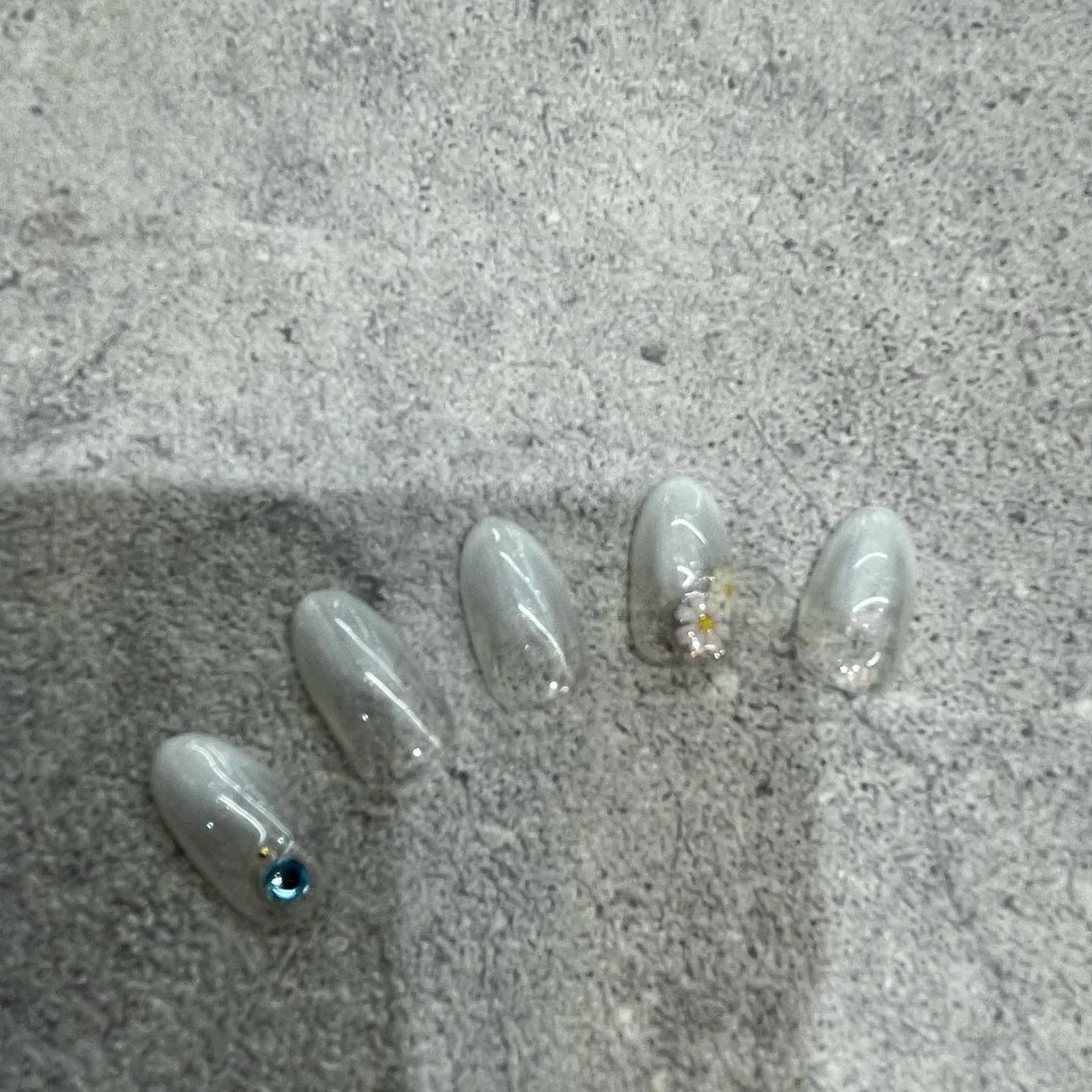 ネイル 東京ネイルアカデミー所属・Hitomi .Oのネイルデザイン