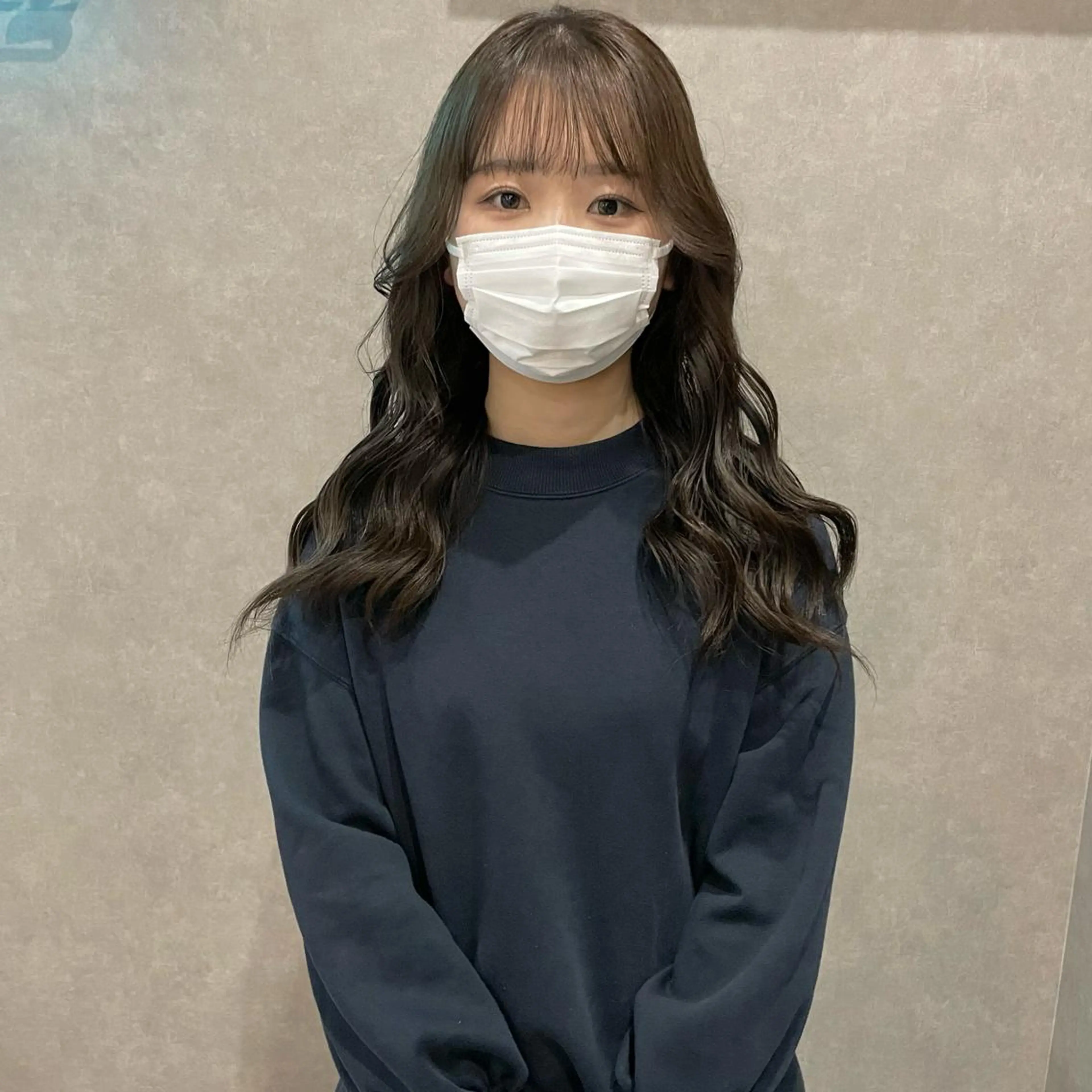 セミロング カラー はちすか るかのヘアスタイル