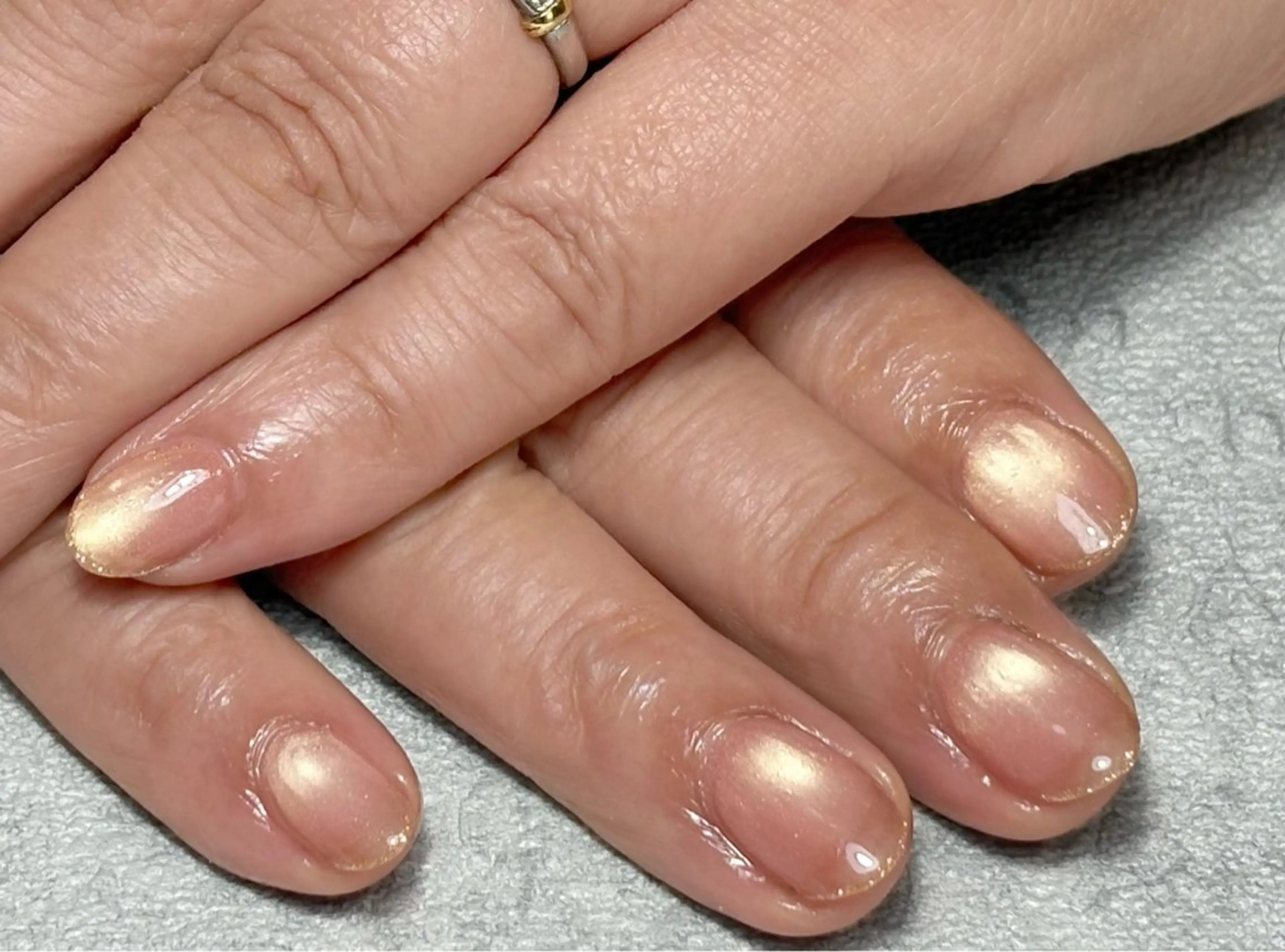 ネイル ラメ(グリッター) ハンドネイル nailsalon bellaのネイルデザイン