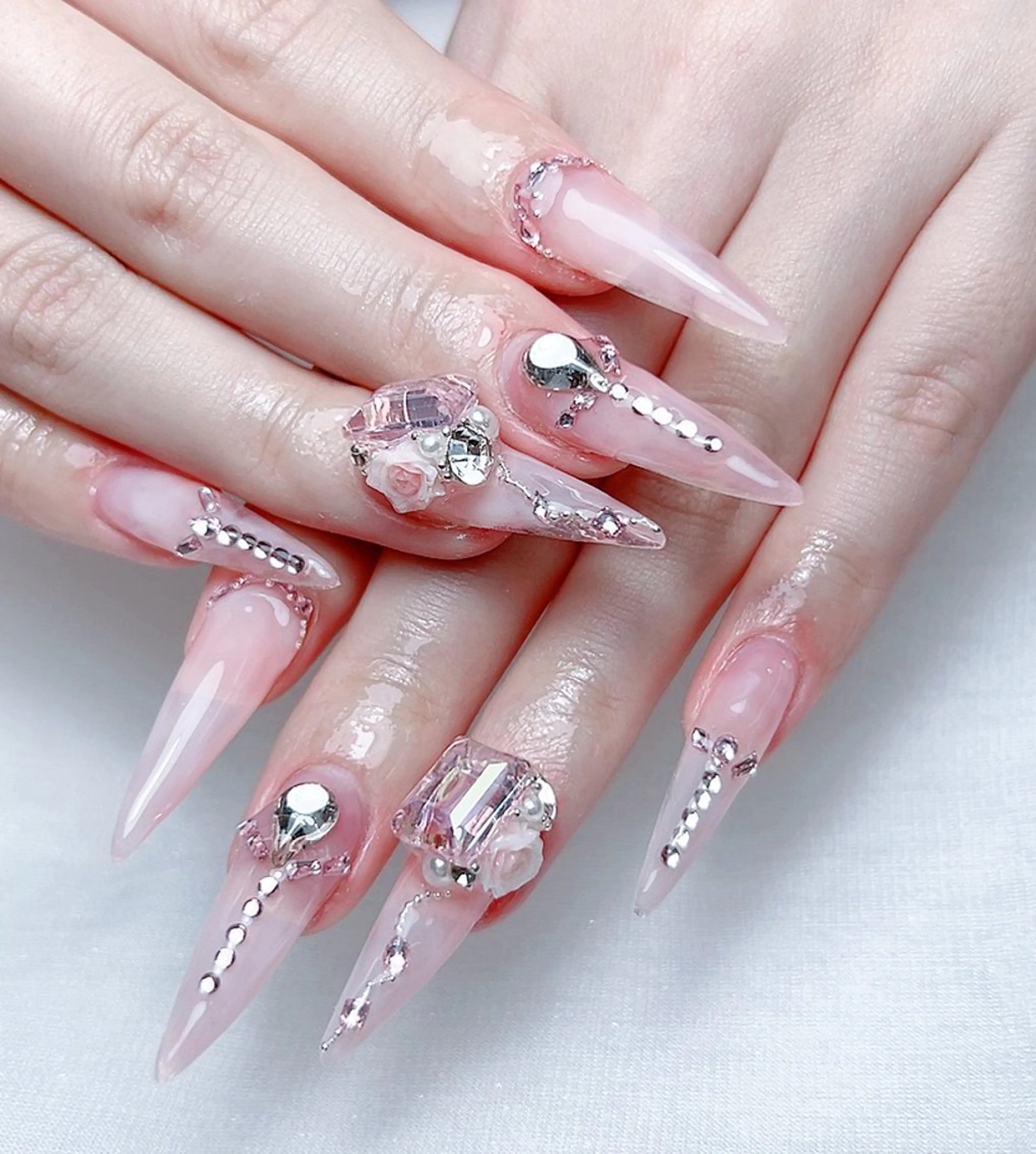 ネイル ハンドネイル M🌷nail 長さだし専門店のネイルデザイン