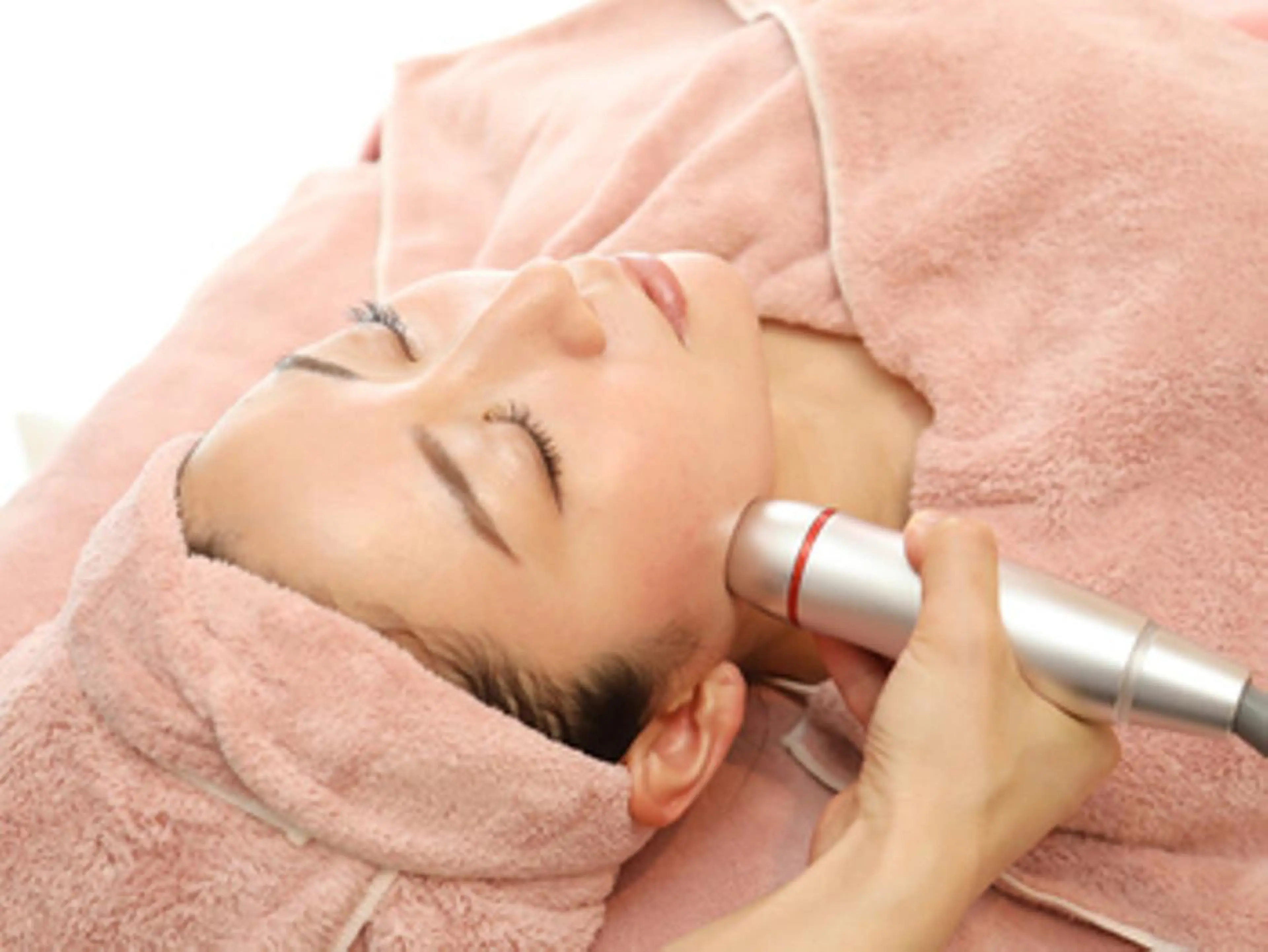 【小顔No.1】全顔ハ・イ・フ🤎4000shot×ハイパーナイフ×小顔リンパ🌿最強3点set⭕️の写真