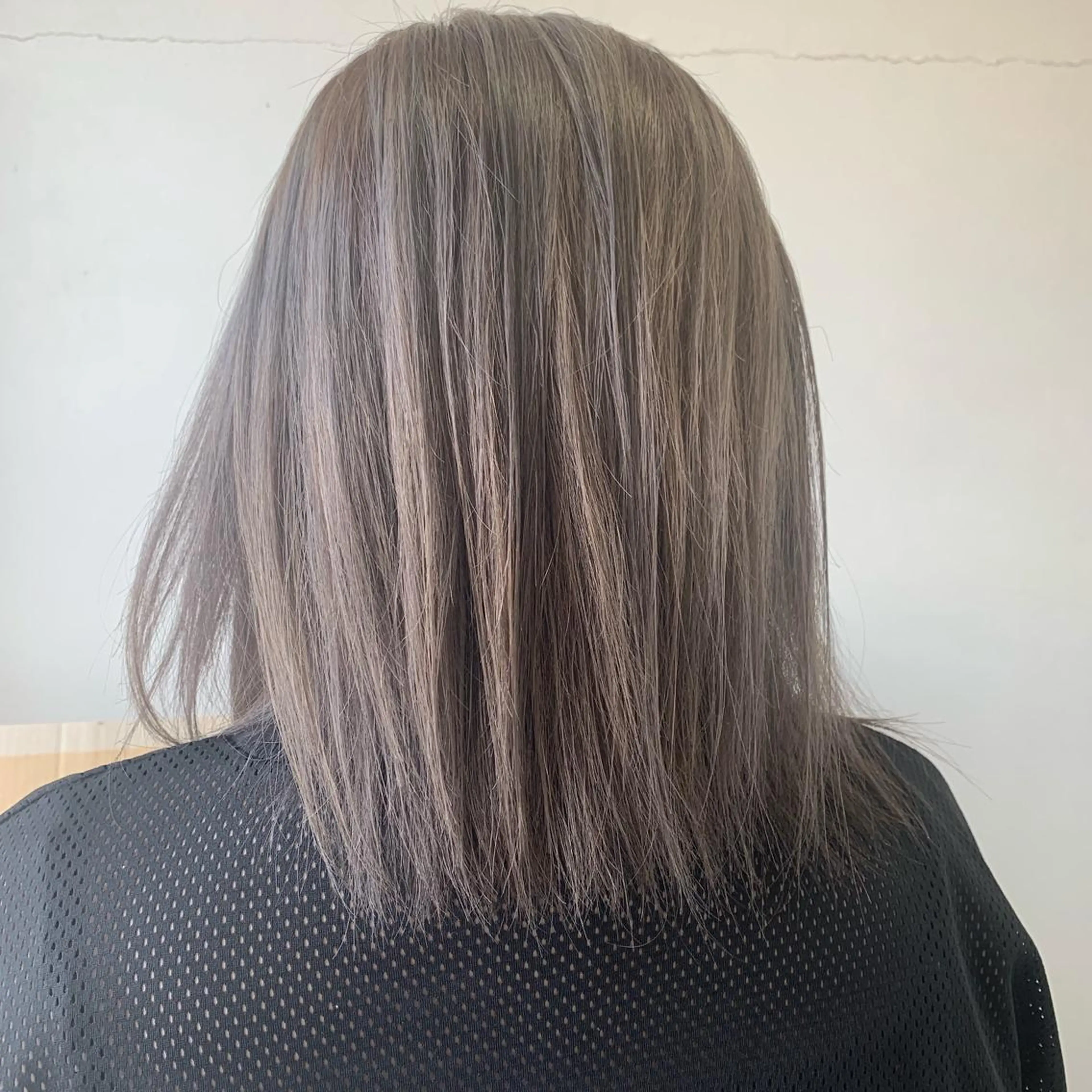 ミディアム カラー 木村 友香のヘアスタイル