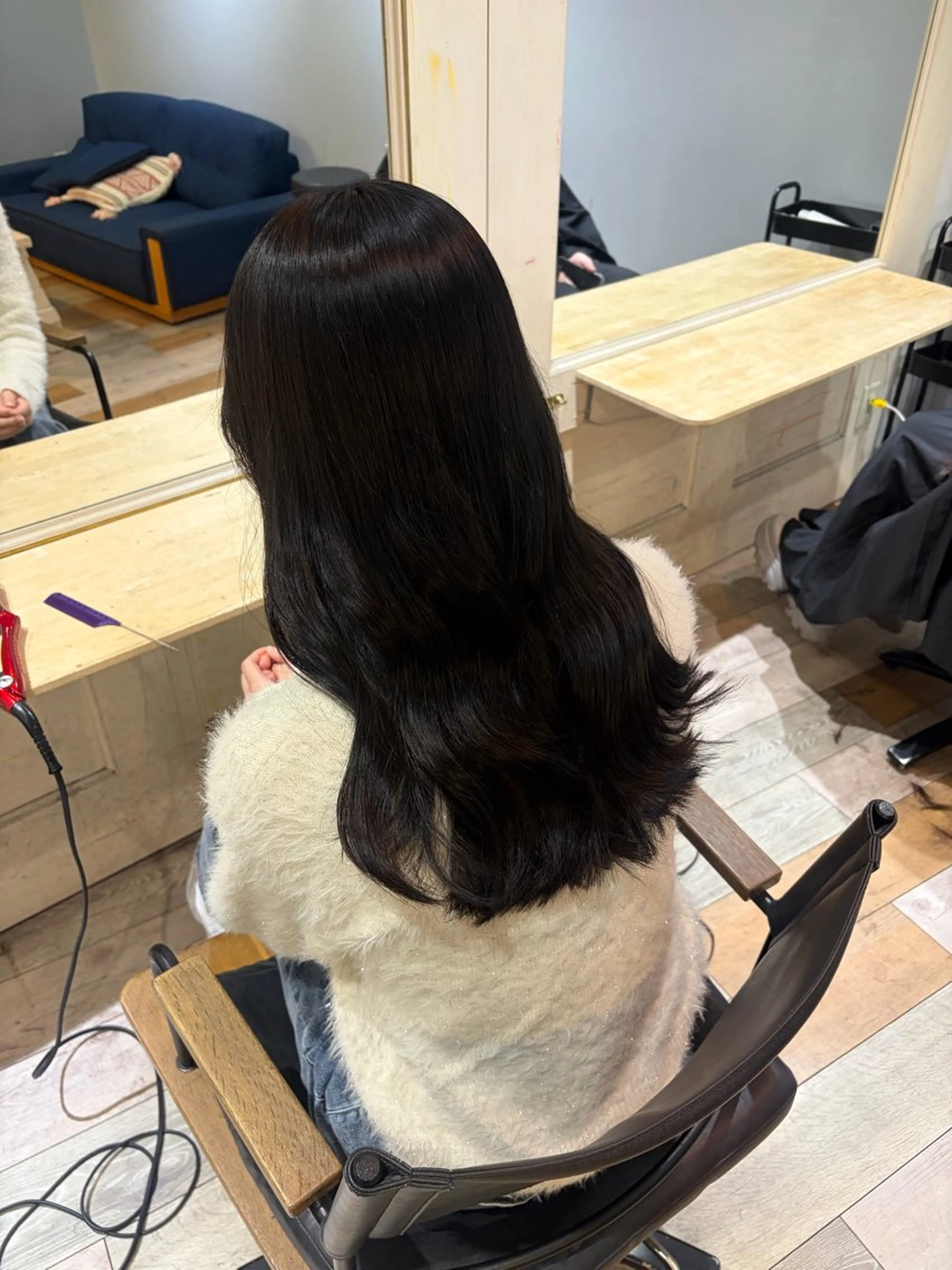 ミディアム 💜🦋 COCONA🦋💜のヘアスタイル