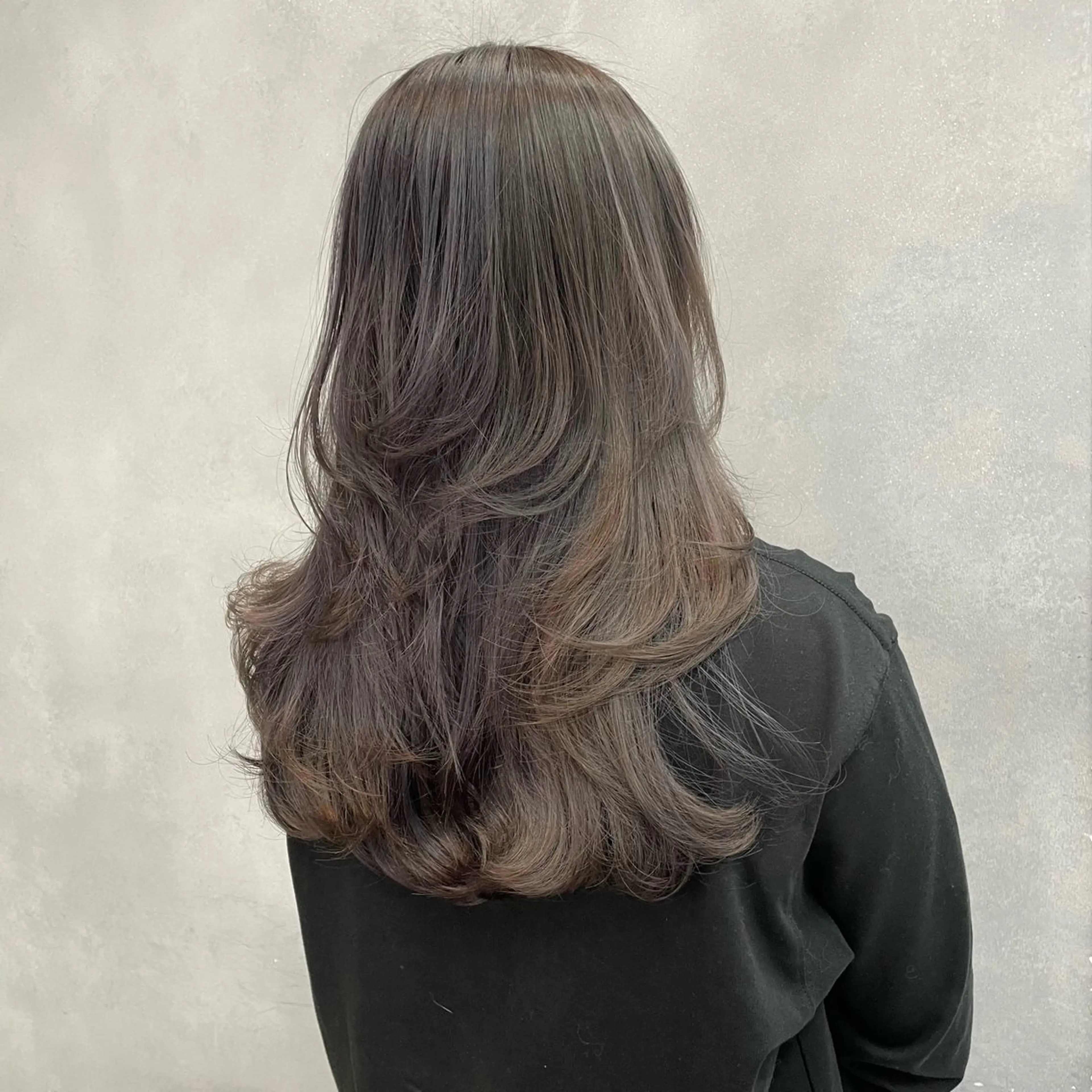 ロング レイヤーカット カット ヘアカラー トリートメント 🫧艶髪/ブリーチ 🐳honami🫧のヘアスタイル