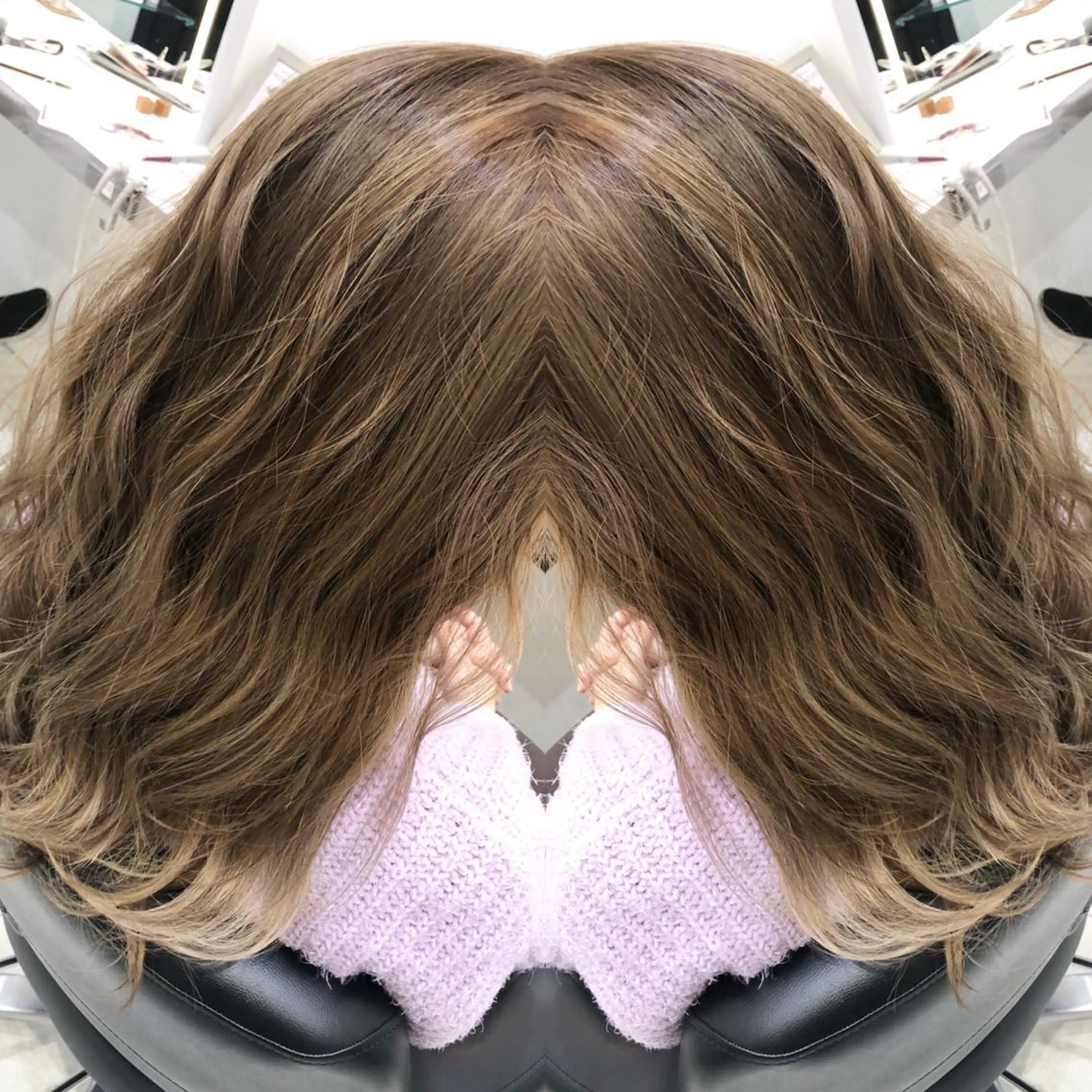 セミロング ハイライト カット ヘアカラー トリートメント 岸 保奈美のヘアスタイル