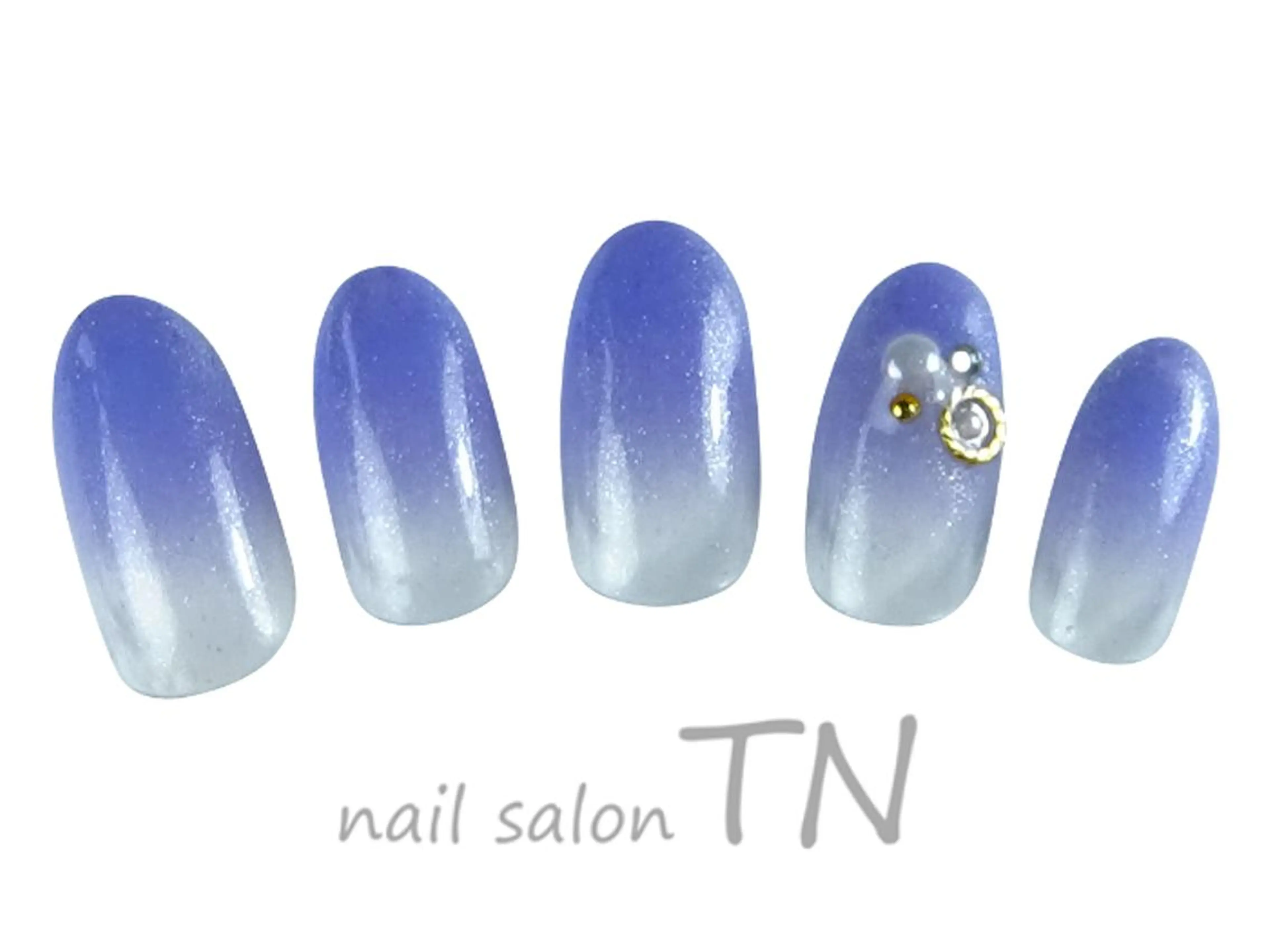 ネイル 寺嶋 ひなのネイルデザイン