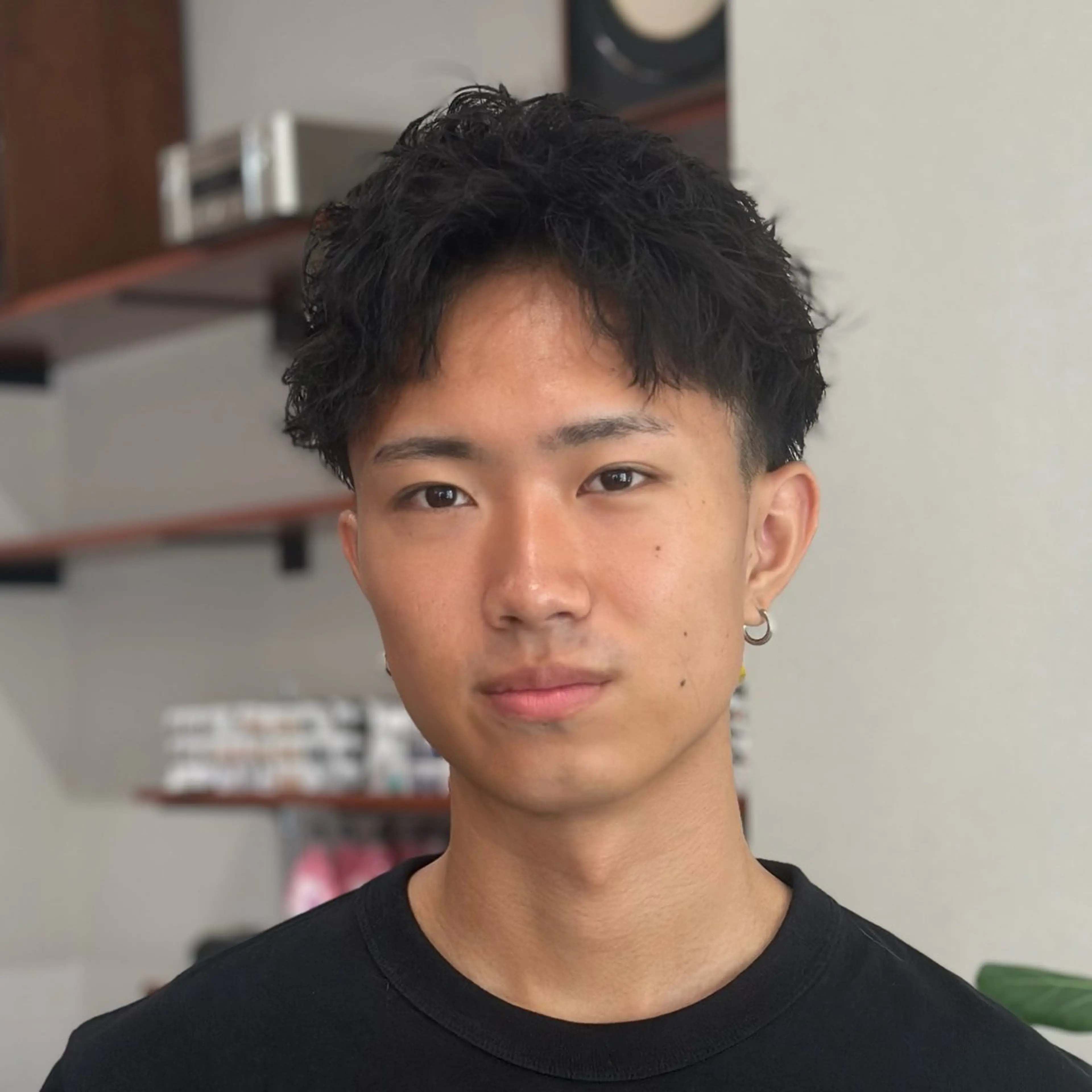 【12月限定🔊】minimo人気No.2🥈似合わせメンズカット➕ショートパーマ➕眉毛wax【髪質改善TR付】の写真