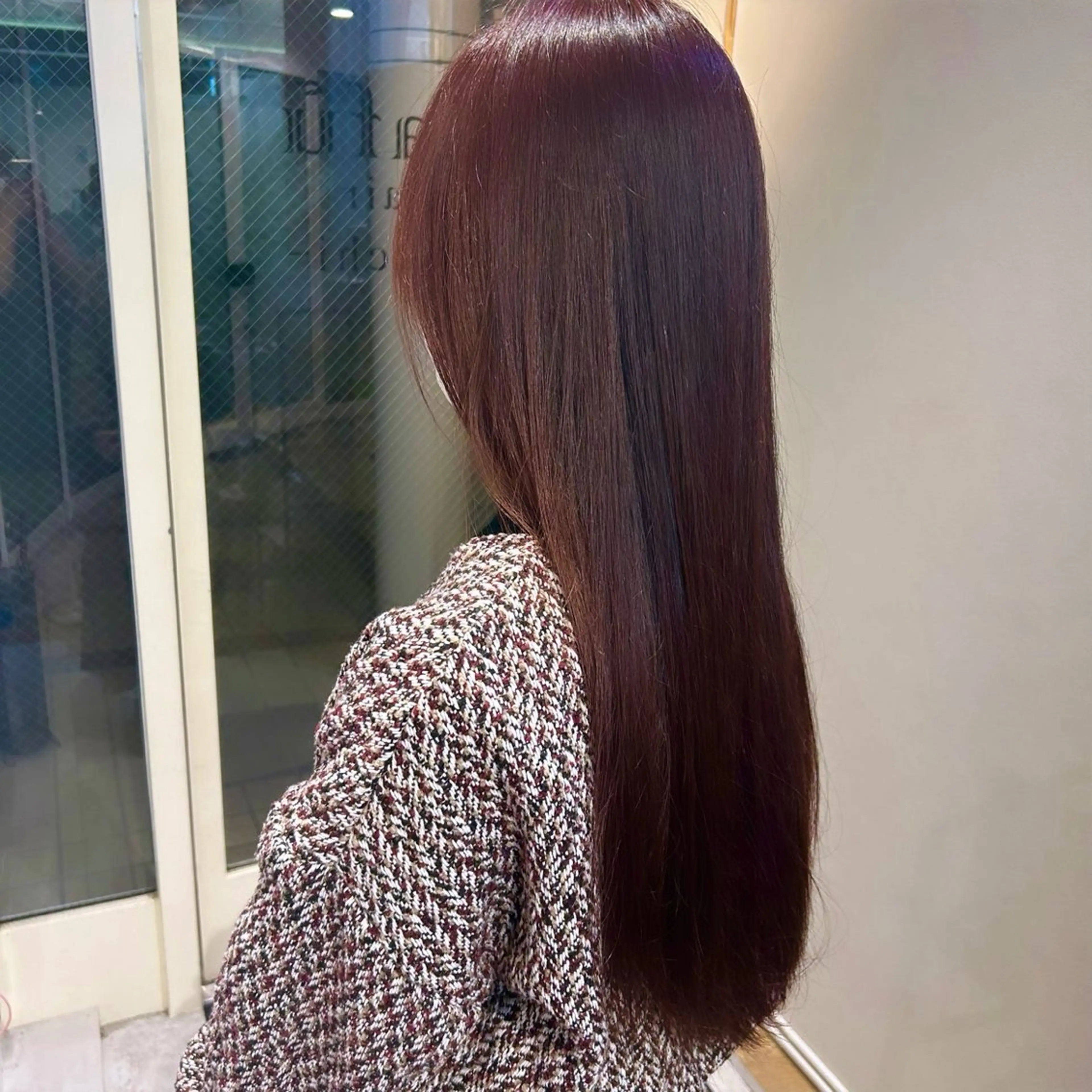 ロング ヘアカラー トリートメント Cafu hair Tachi所属・有馬 葵のヘアスタイル