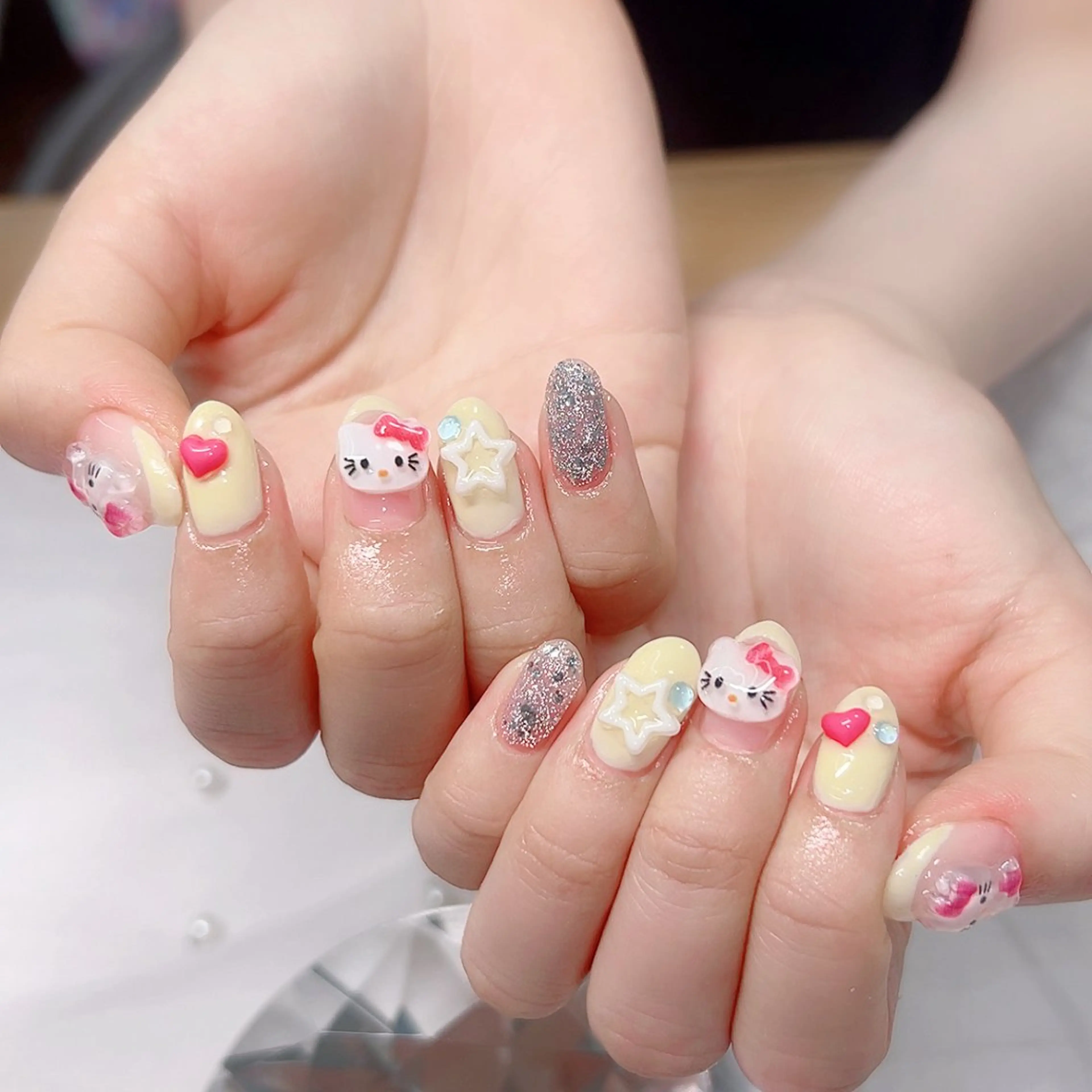 ネイル フラッシュネイル フットネイル ハート ラメ(グリッター) マグネットネイル Cute Tips nailのネイルデザイン