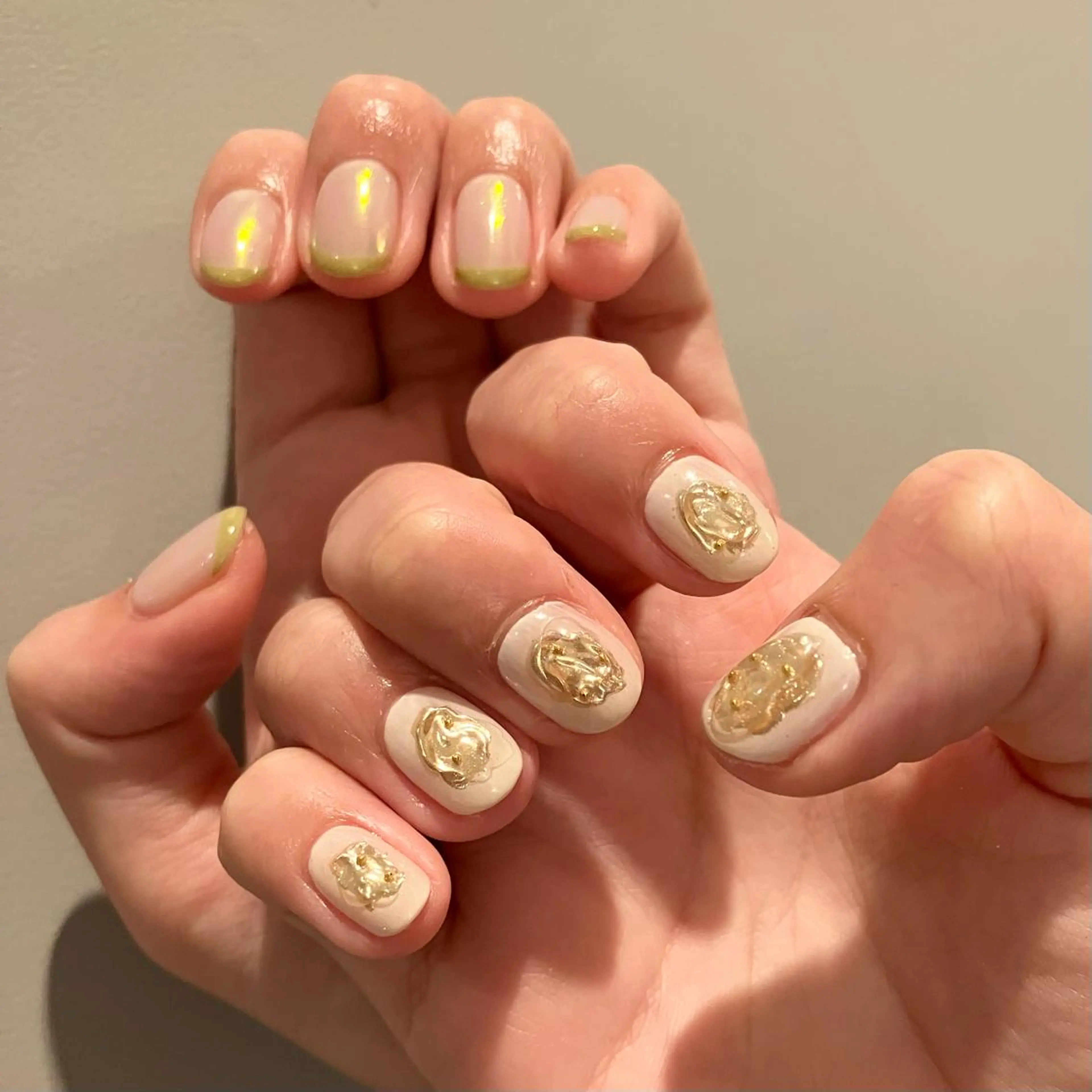 ネイル ハンドネイル ウシク ミユキのネイルデザイン