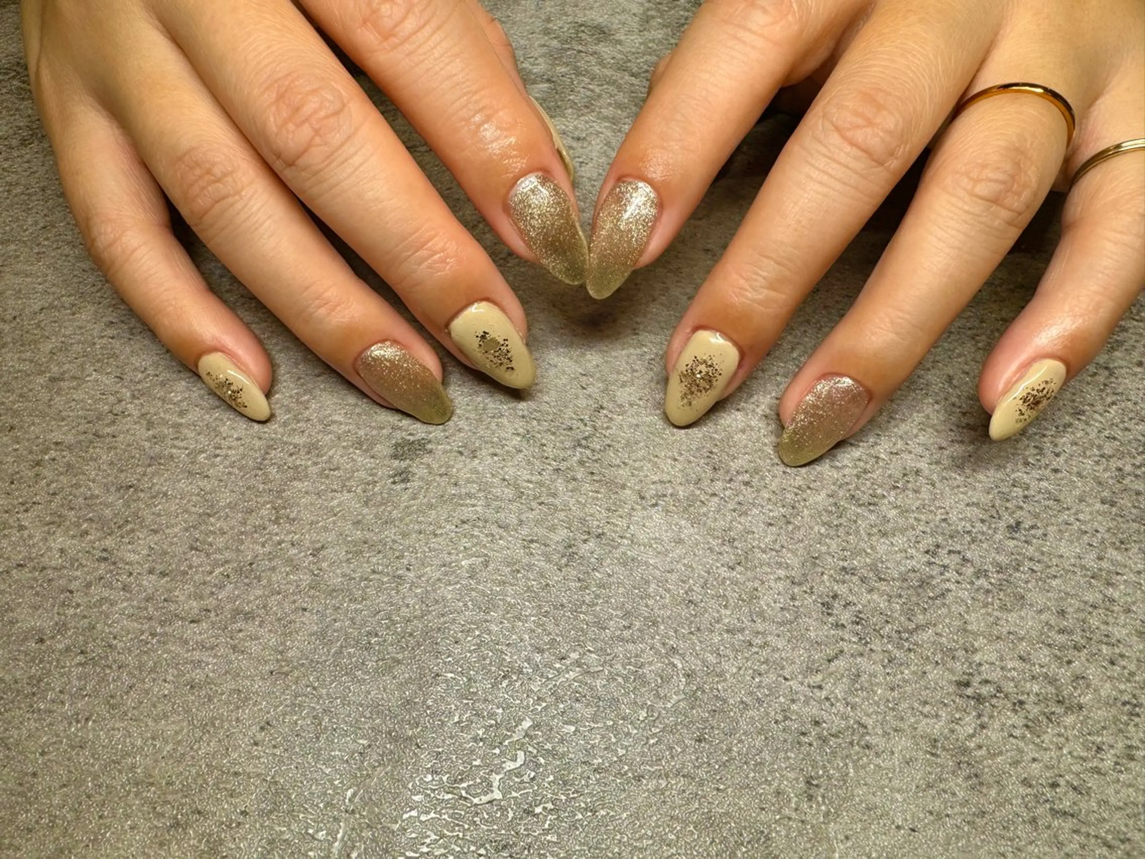 ネイル 平井 唯のネイルデザイン