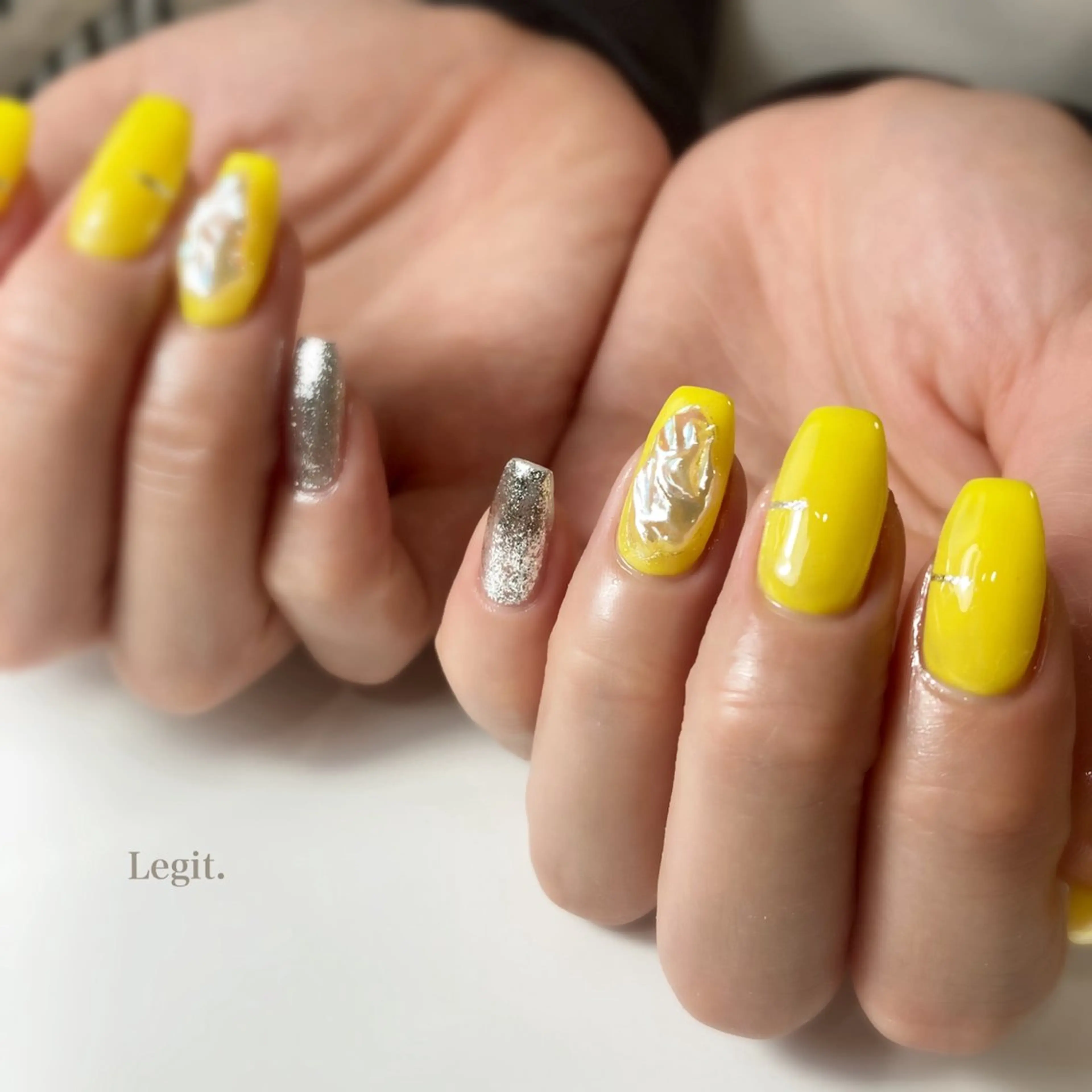 ネイル Legit nail salonのネイルデザイン