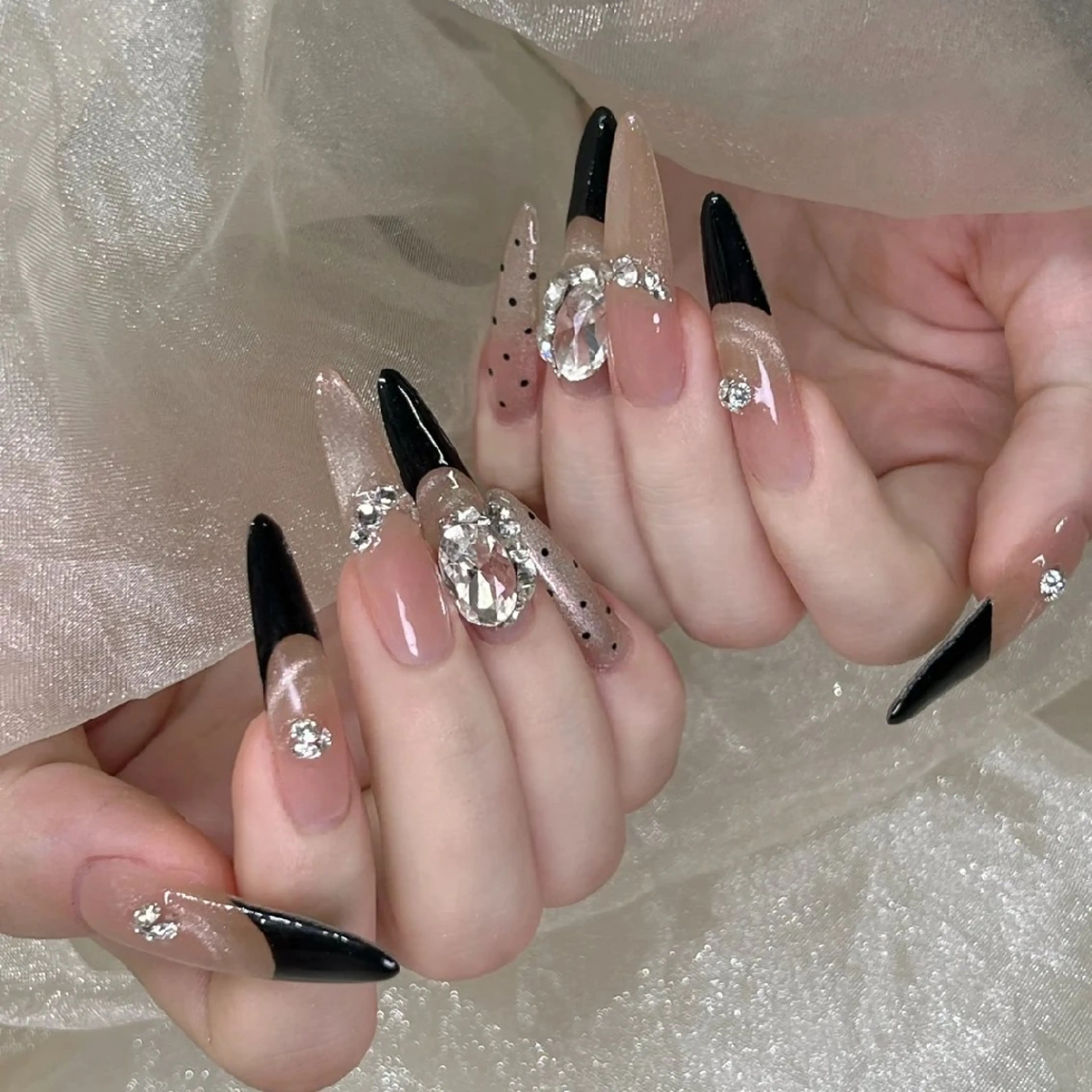 ネイル ネイリストゆか💅 長さだし、深爪矯正のネイルデザイン