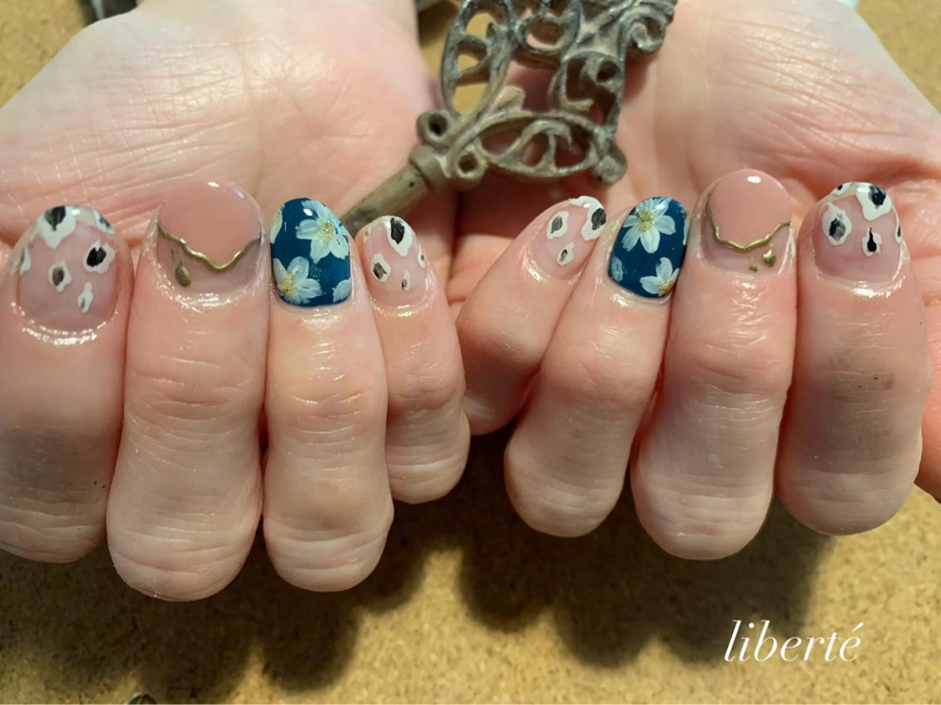 ネイル liberté (リベルテ)のネイルデザイン