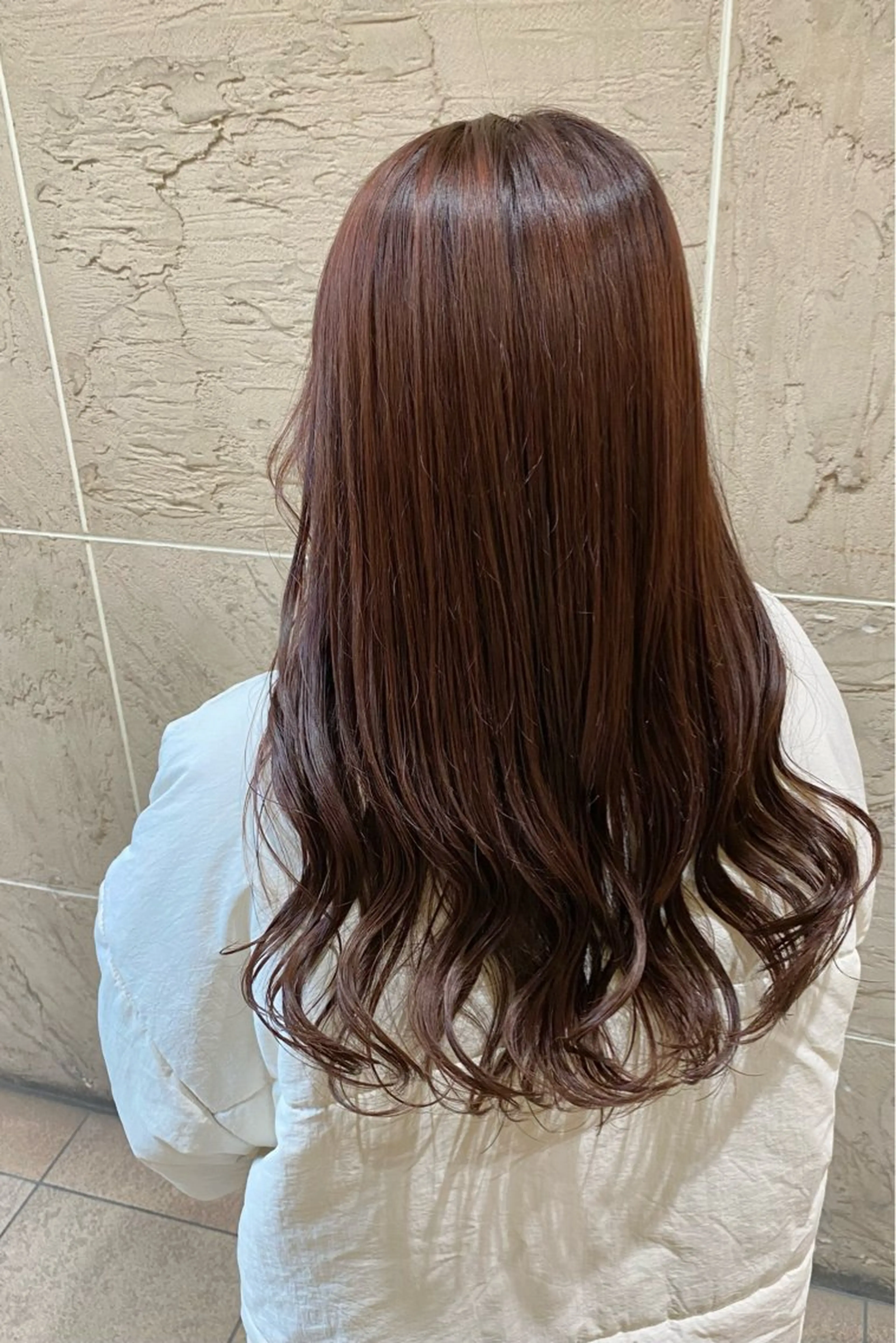 ロング カラー 菊地 紗矢のヘアスタイル