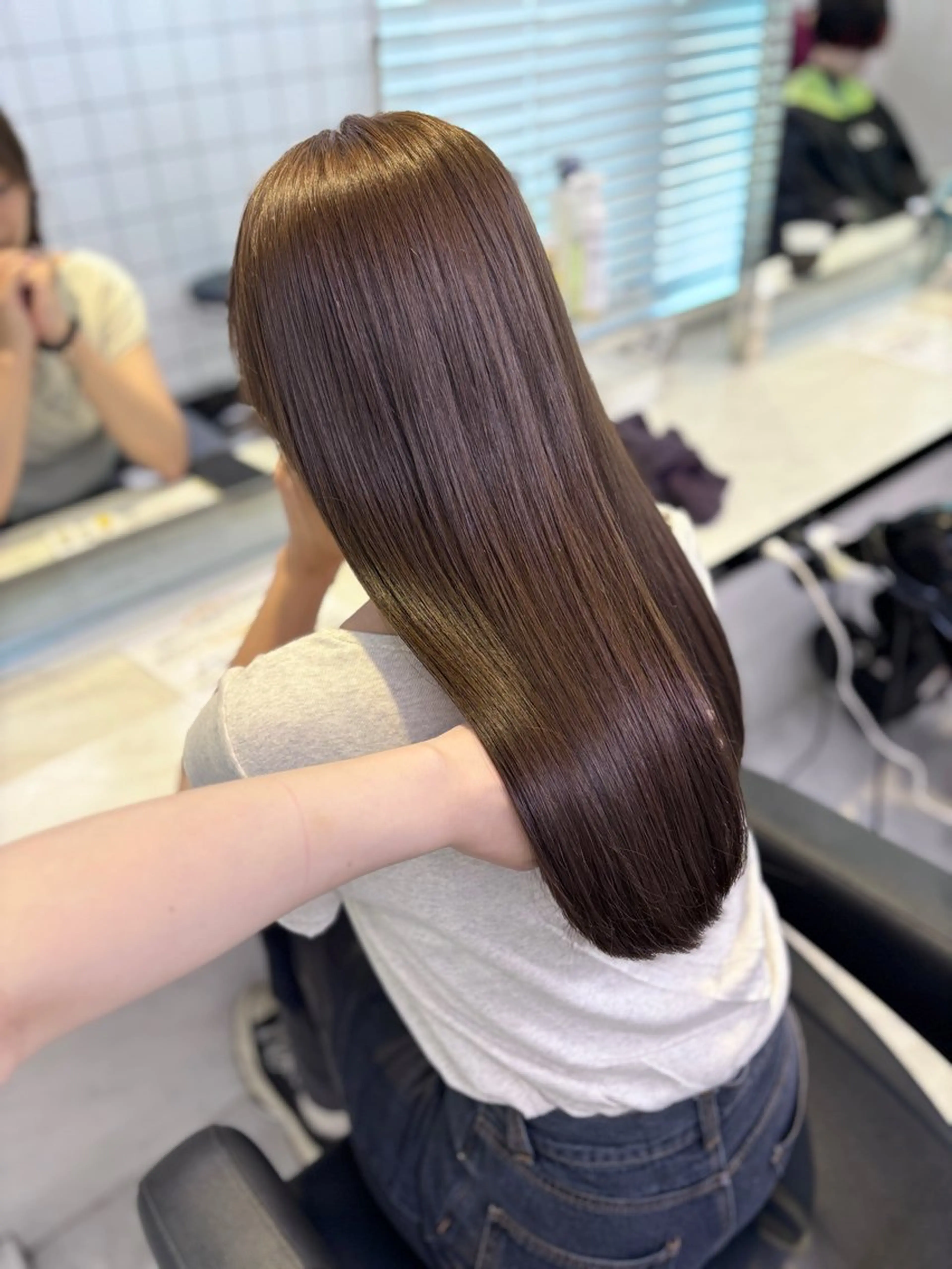 ロング カラー 透明感カラー グレージュ カット ヘアカラー トリートメント 韓国風グレージュ 🤍たくみ🤍のヘアスタイル