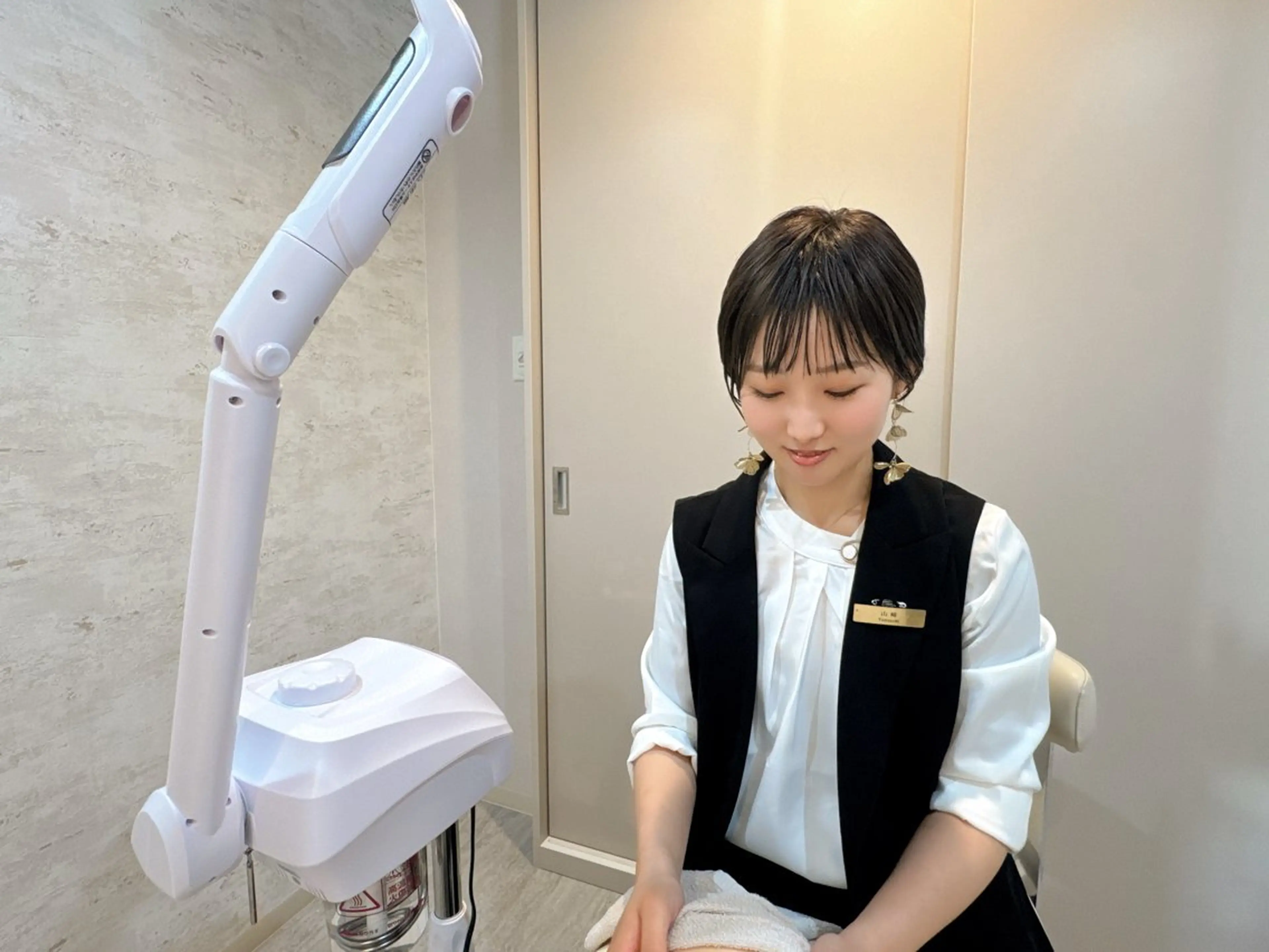 【平日のみ エステモデル】お顔​〜​首肩デコルテの写真