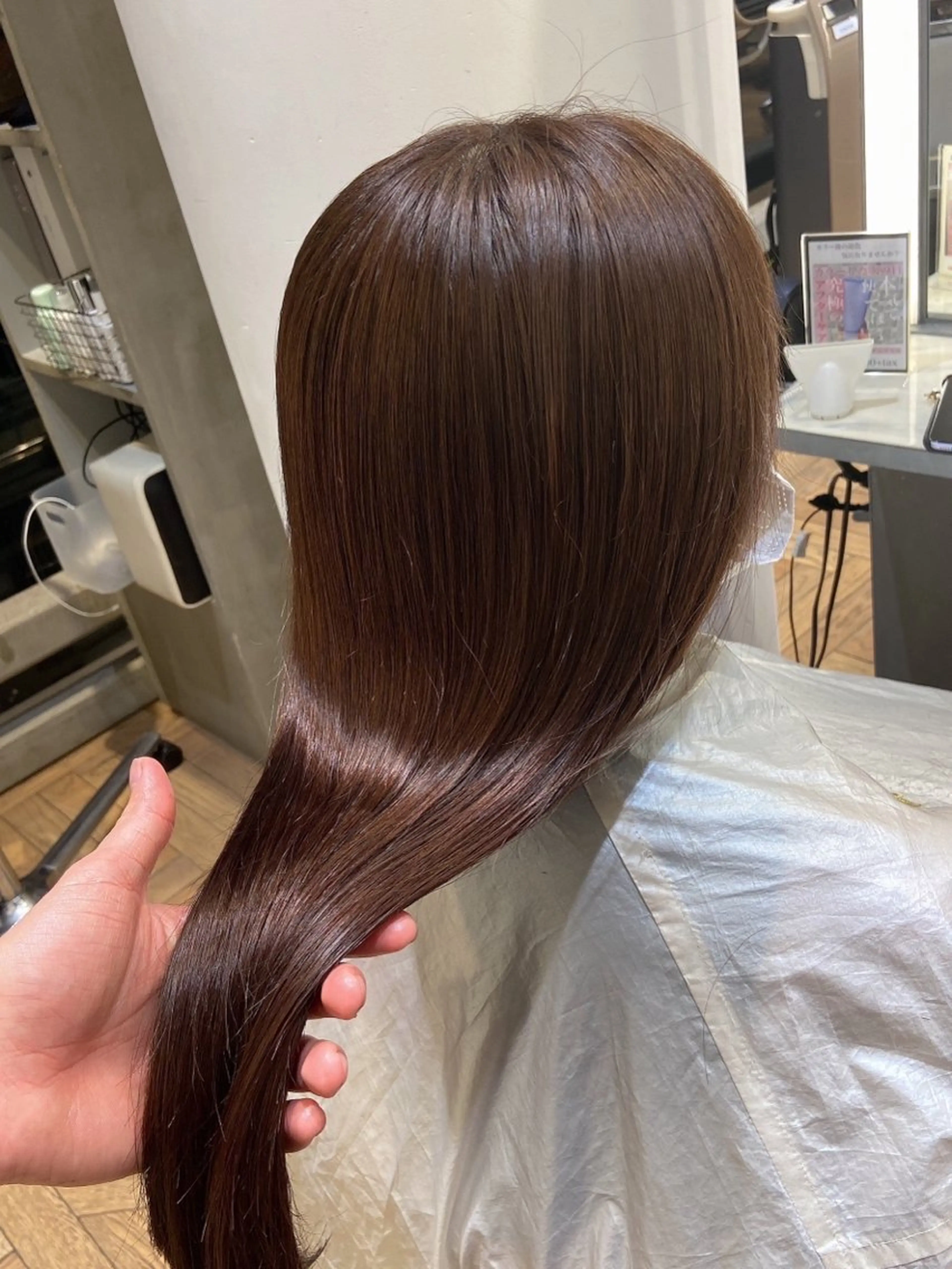 ロング カラー ブラウンカラー トリートメント 玉川 京のヘアスタイル