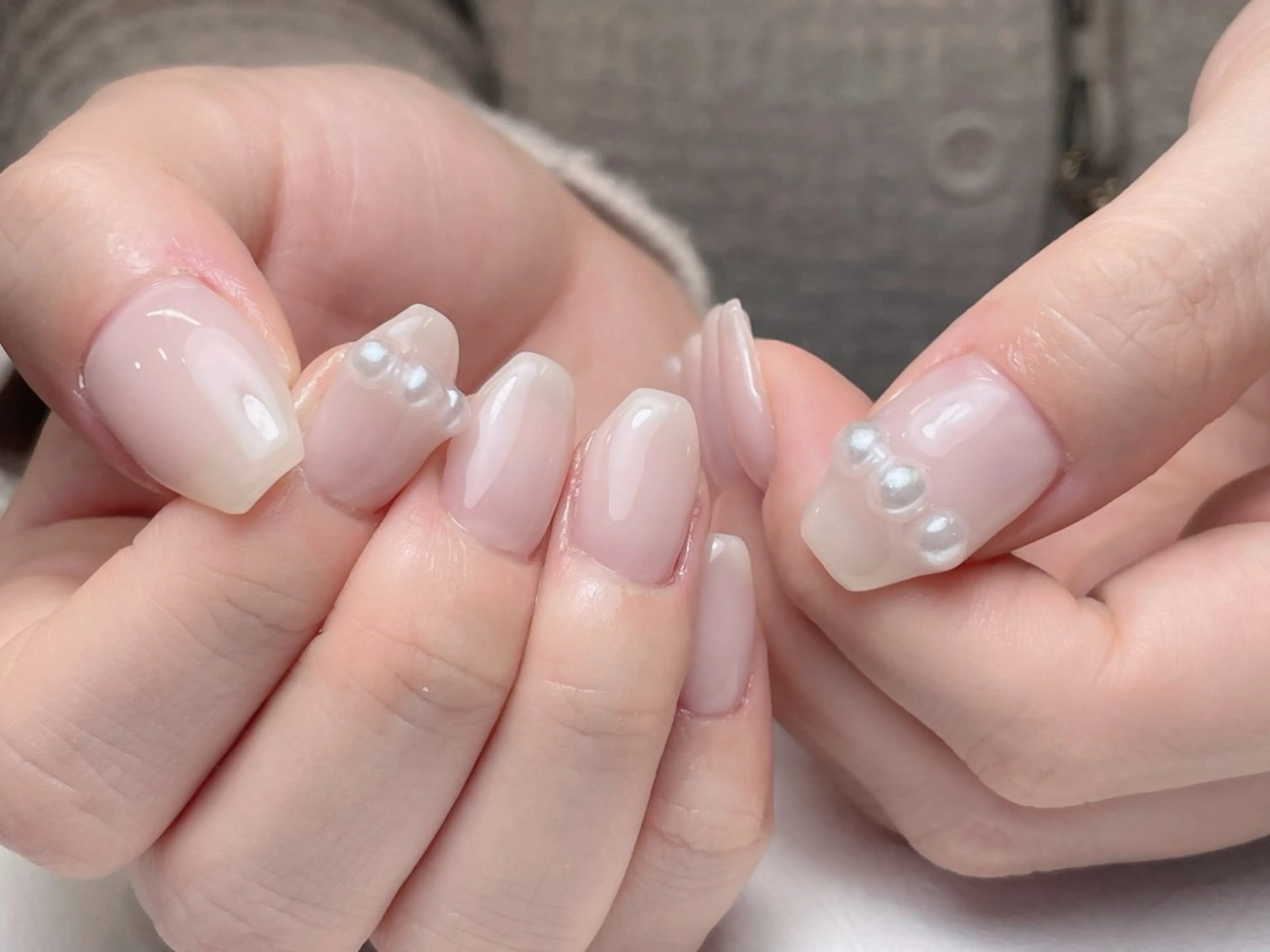 ネイル フレンチネイル ジェルネイル ガラスフレンチ 韓国ネイル ラメ(グリッター) ハンドネイル 中野駅から2分 MEO NAILのネイルデザイン