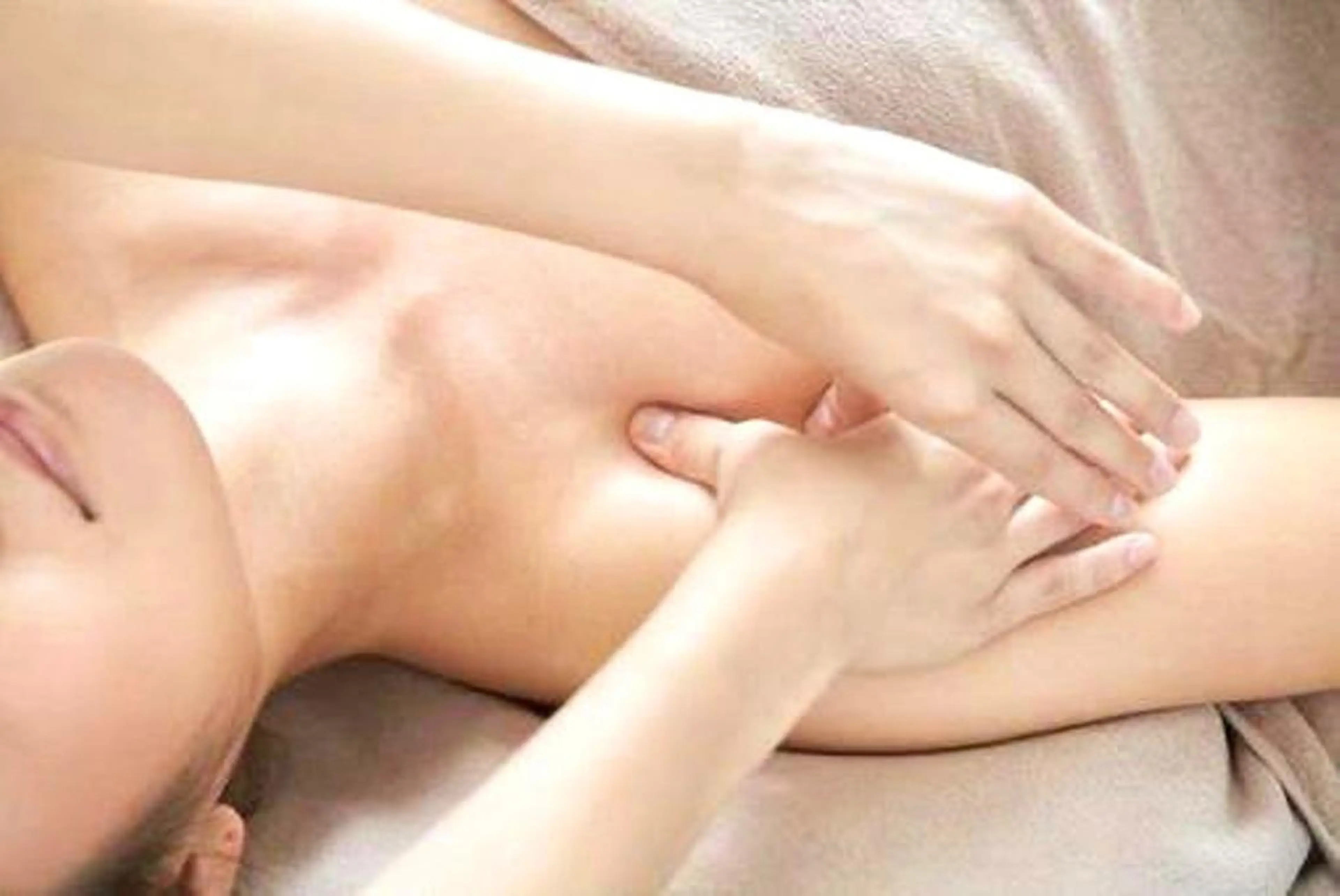 肩こりスッキリ🔹デコルテ＋ヘッドマッサージ45分の写真