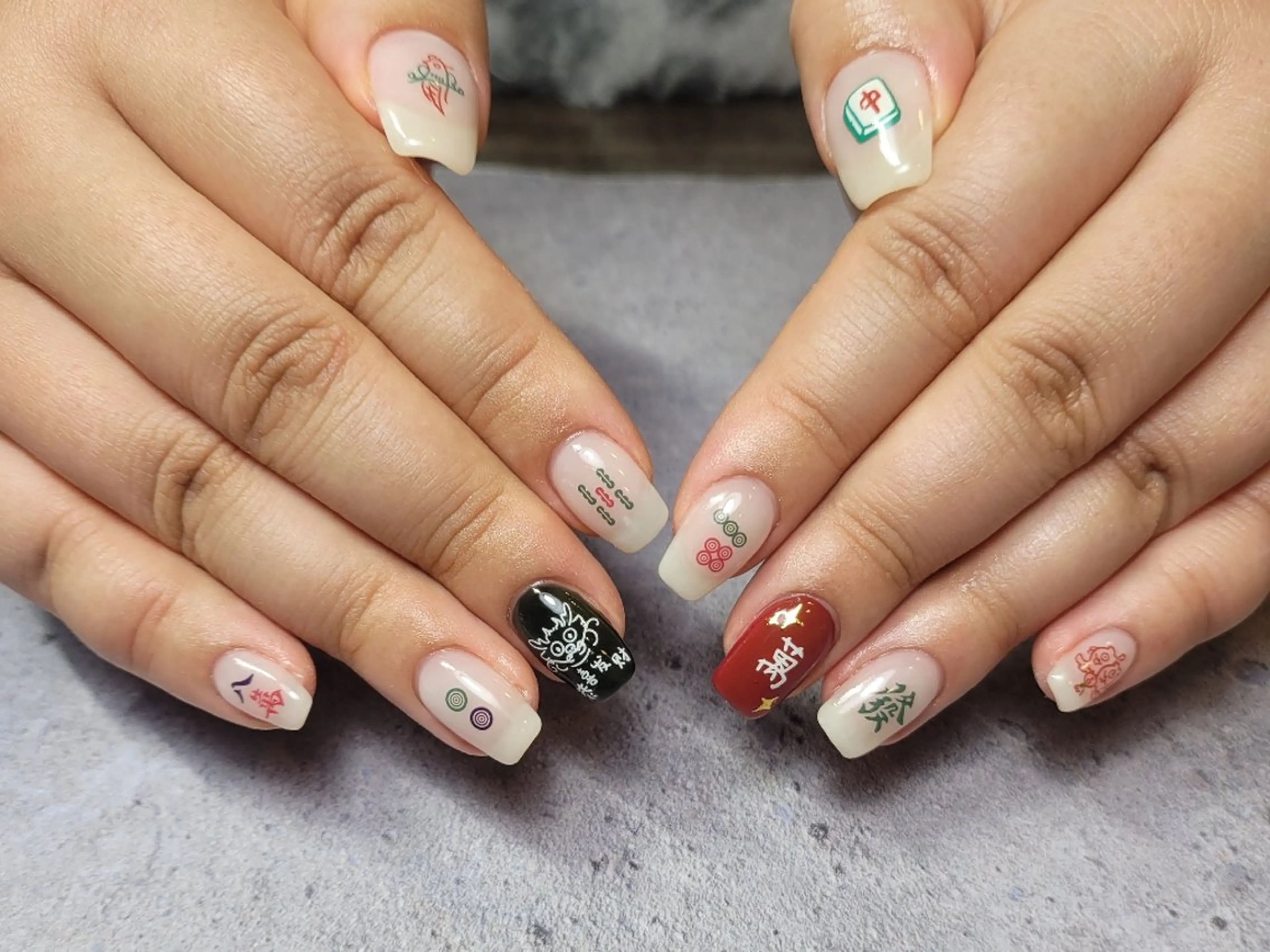 ネイル ハンドネイル Salon-NAKO 🐷shirai🐷のネイルデザイン