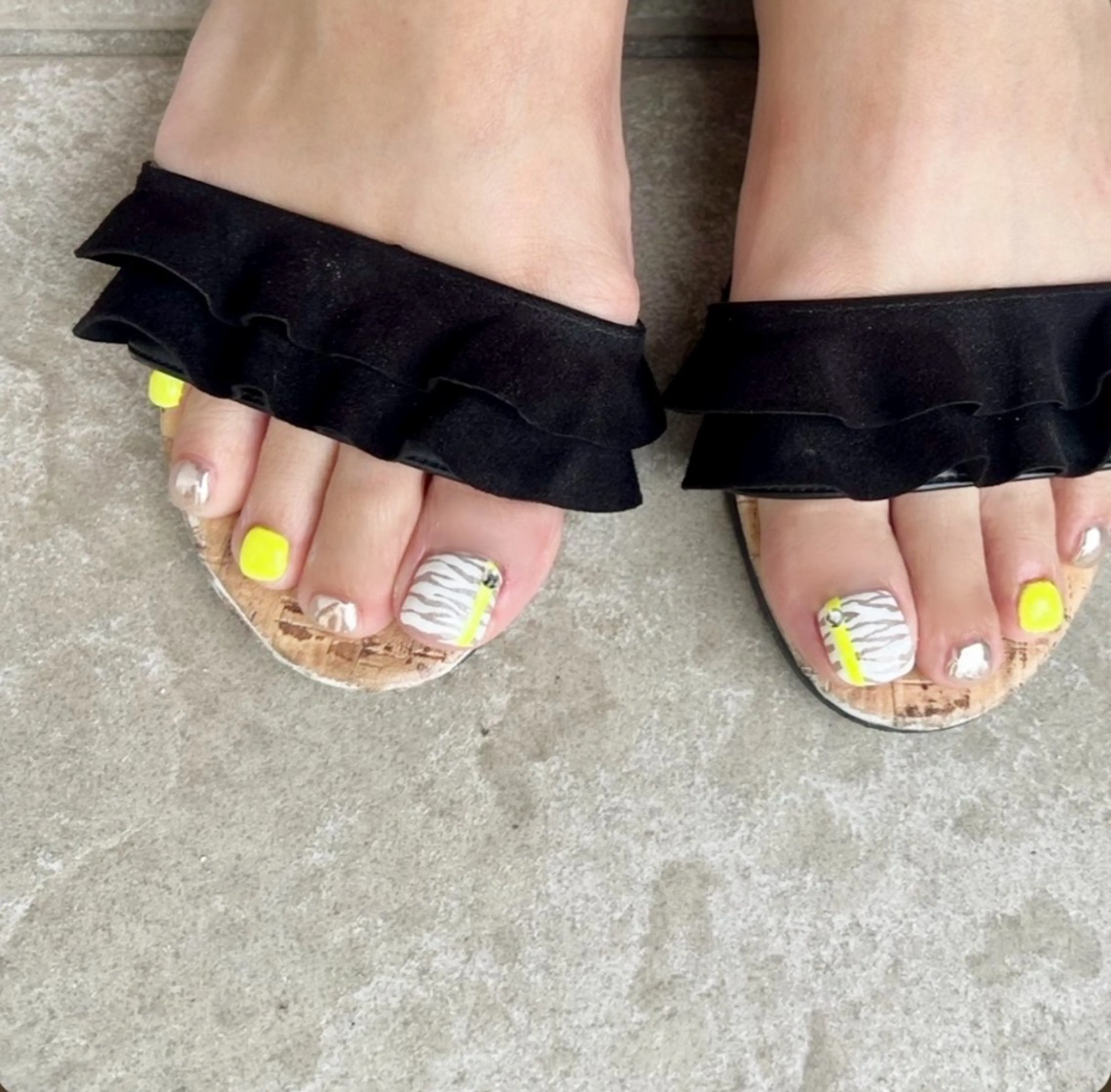 ネイル アニマル柄 フットネイル ハンドネイル nail salon Maru.所属・nailsalon Maru.のネイルデザイン