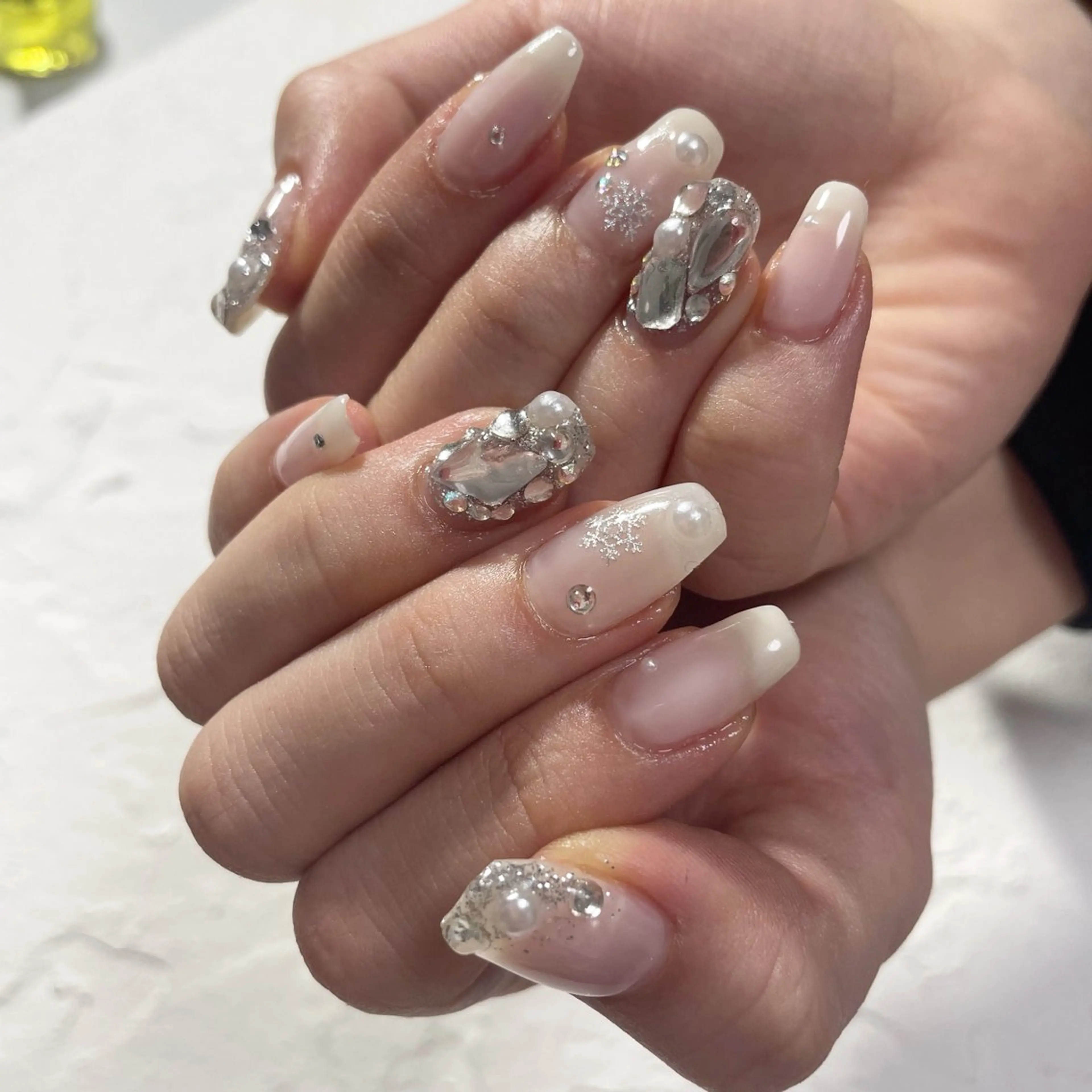 ネイル nail.gorin所属・吉村 優子のネイルデザイン