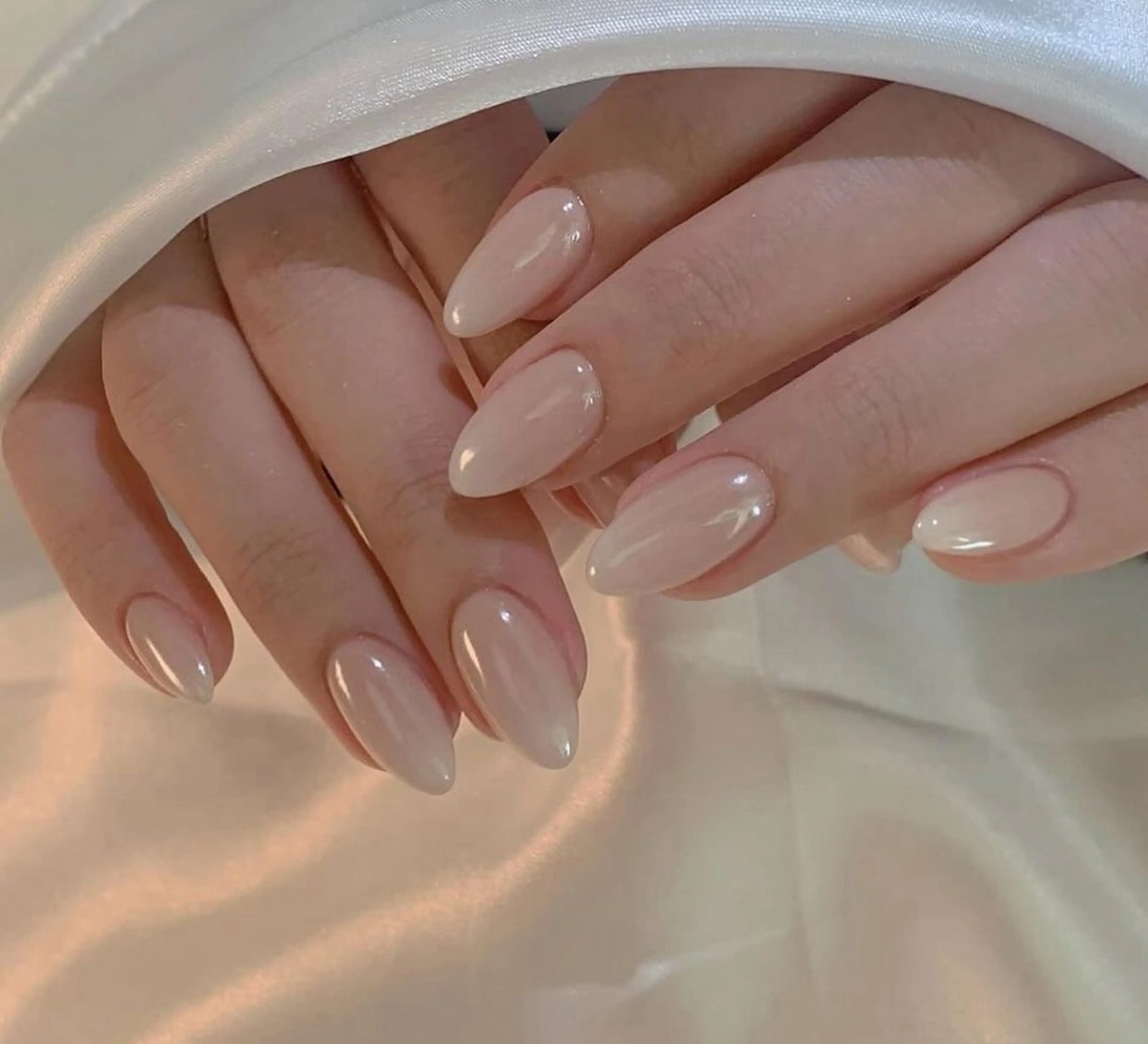 ネイル 長さ出し フレンチネイル グラデーション 卒業式 マグネットネイル ハンドネイル MIHANA NAILのネイルデザイン