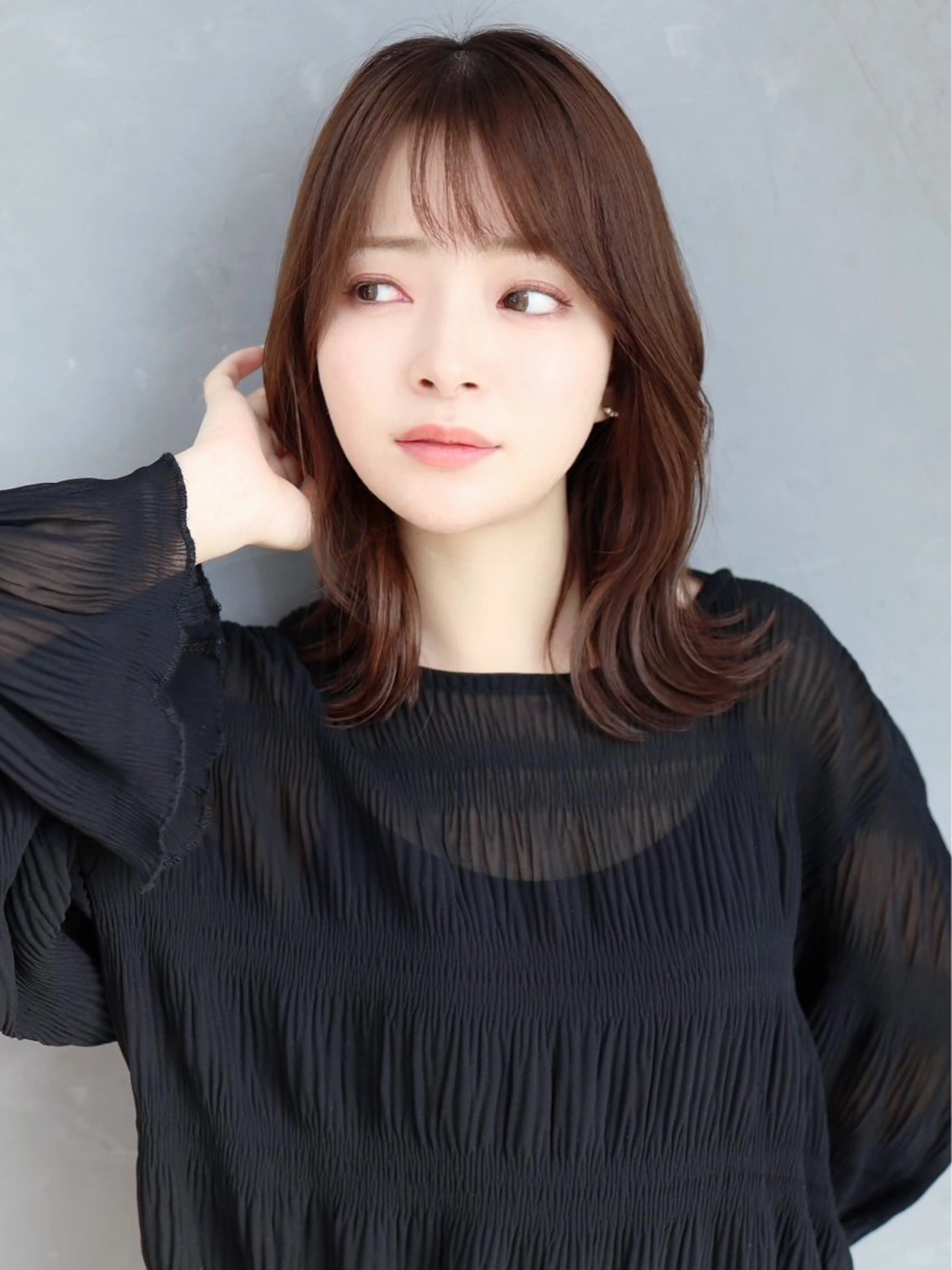 ミディアム 松村 ひかりのヘアスタイル