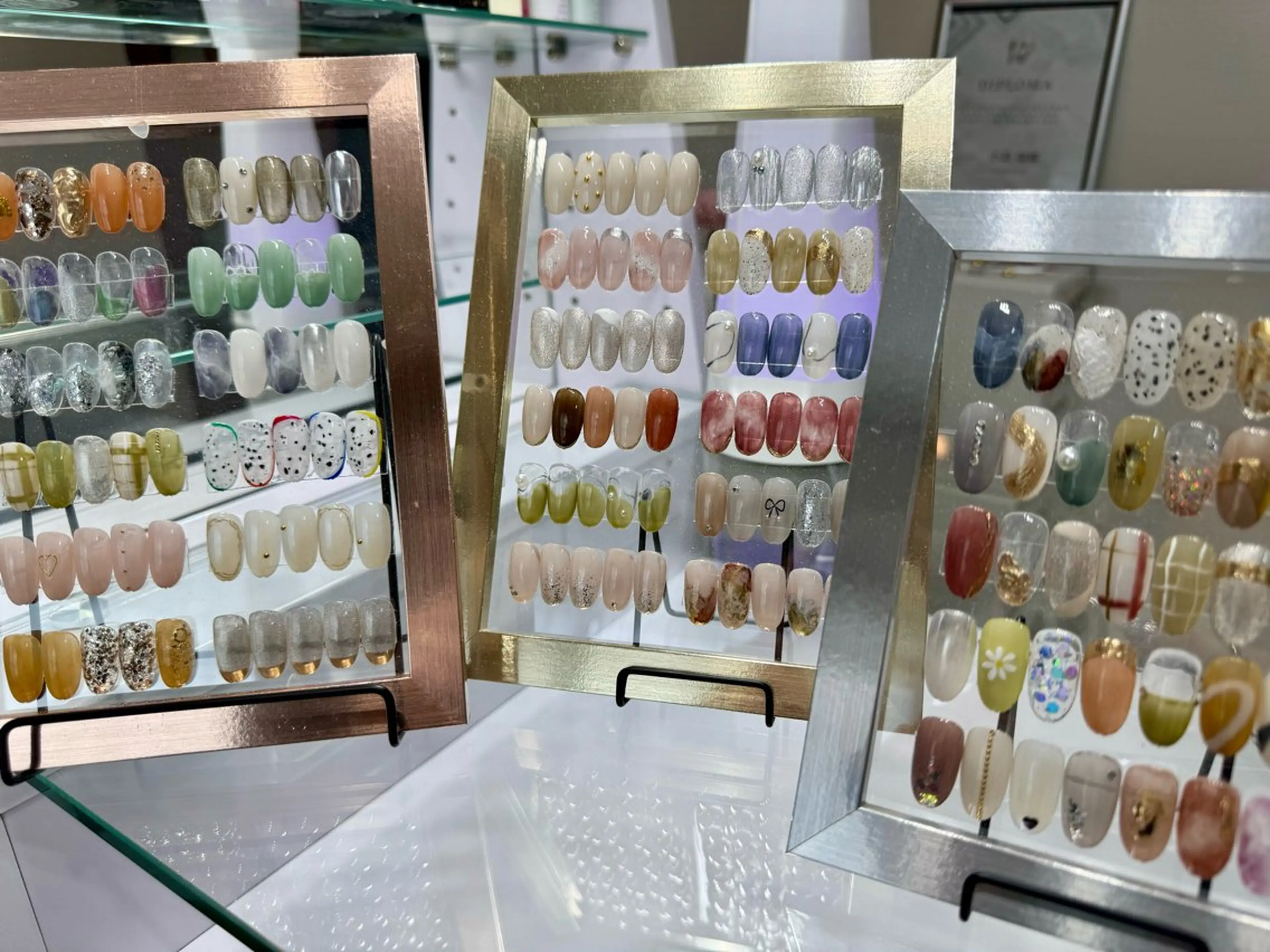 ネイル ハンドネイル BY / Mのネイルデザイン