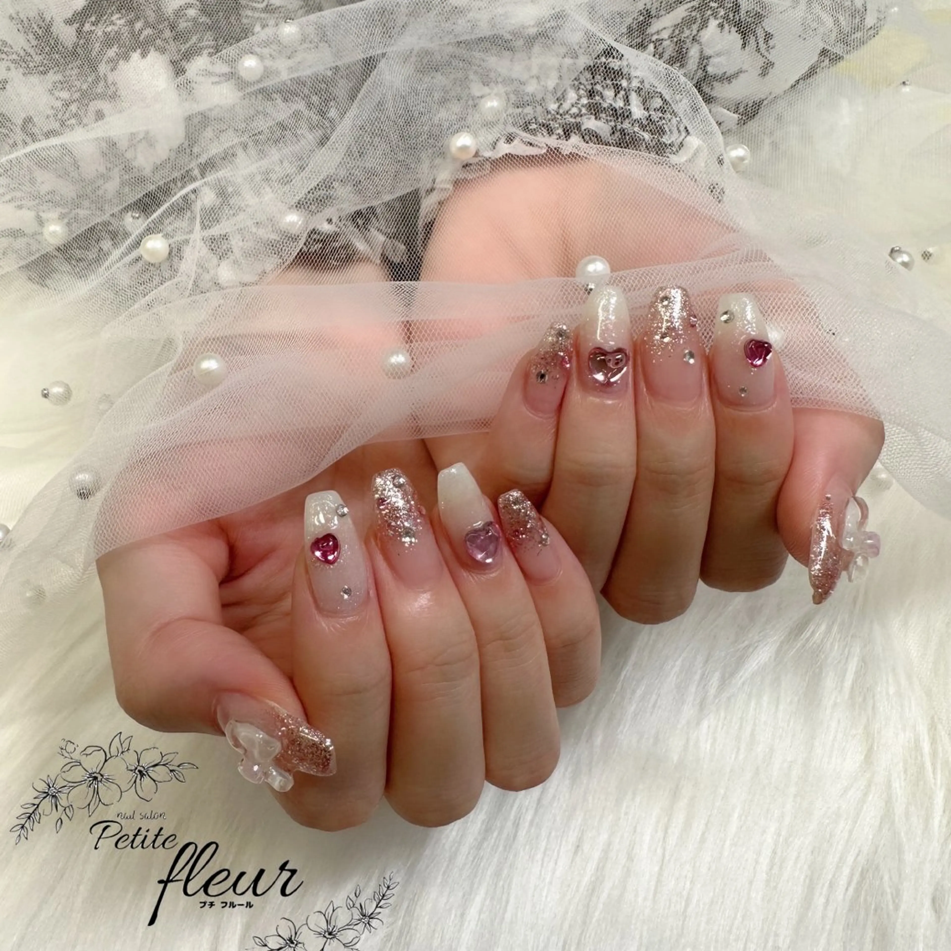 ネイル ラメ(グリッター) ラメグラデーション ハンドネイル ❁⃘*。Petite fleur❁⃘*りさのネイルデザイン