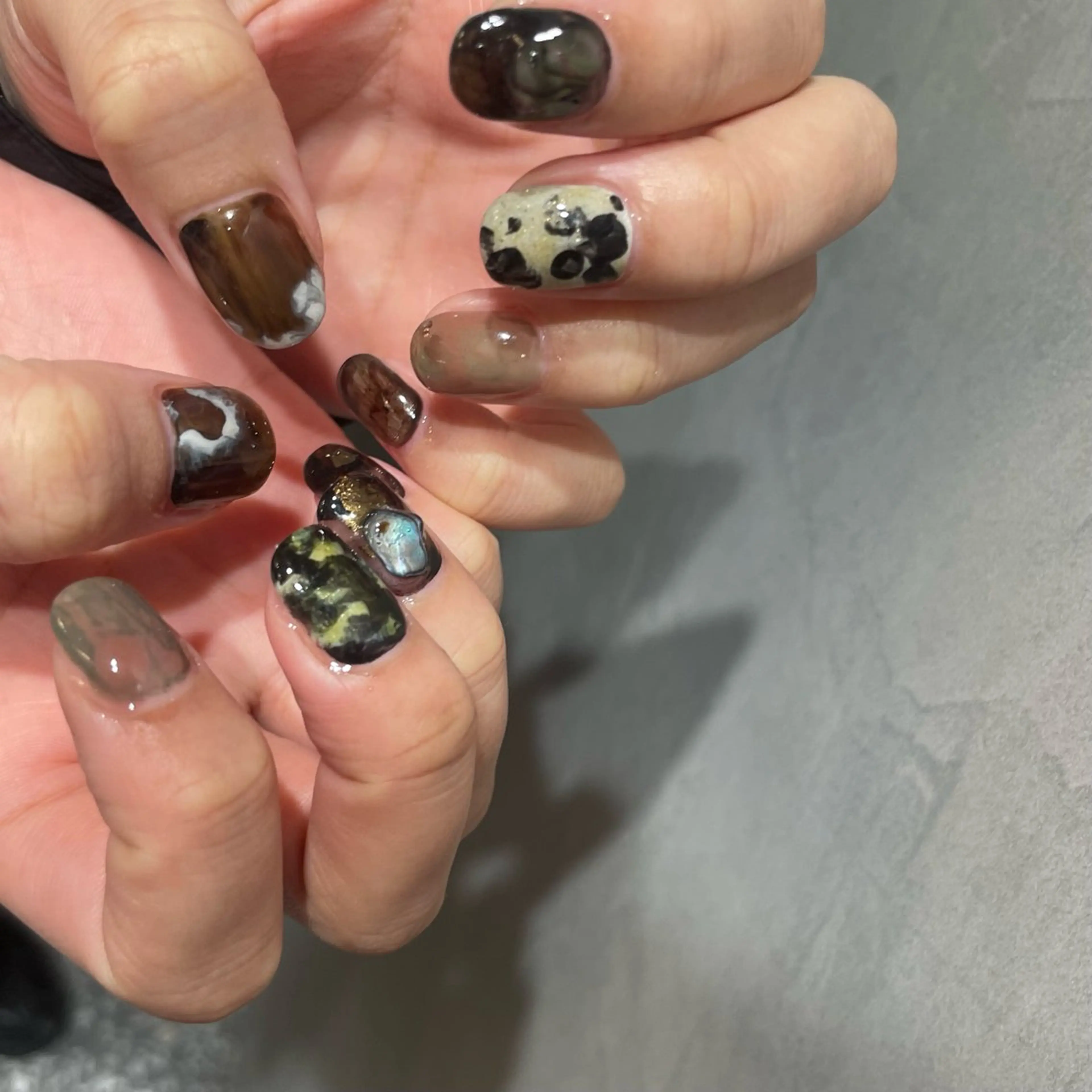 ネイル ハンドネイル SALON VILLAGE AOYAMA 2nd.所属・NAKAMURA HARUKAのネイルデザイン