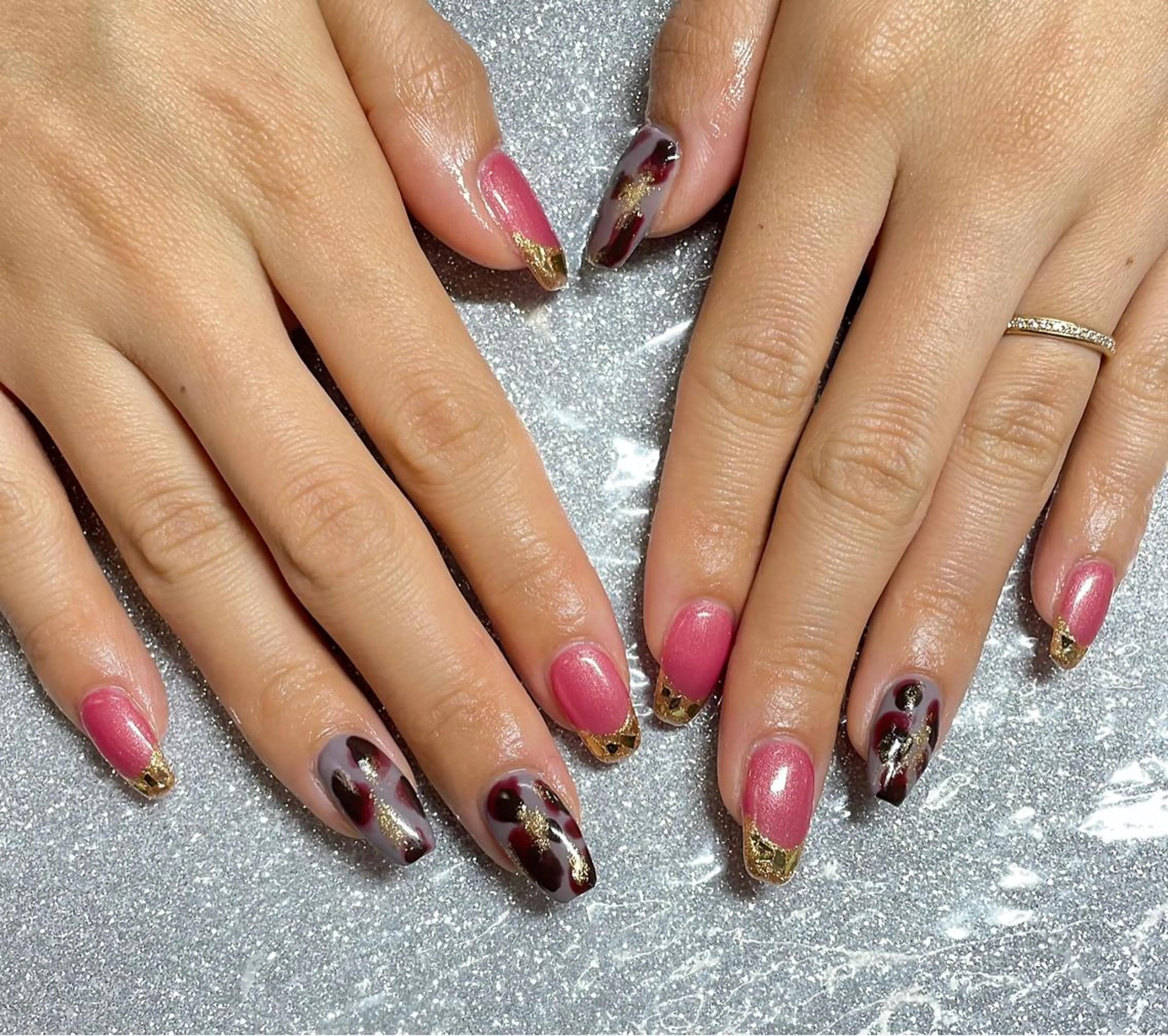 ネイル ハンドネイル VIERU 🌈🎀💖のネイルデザイン