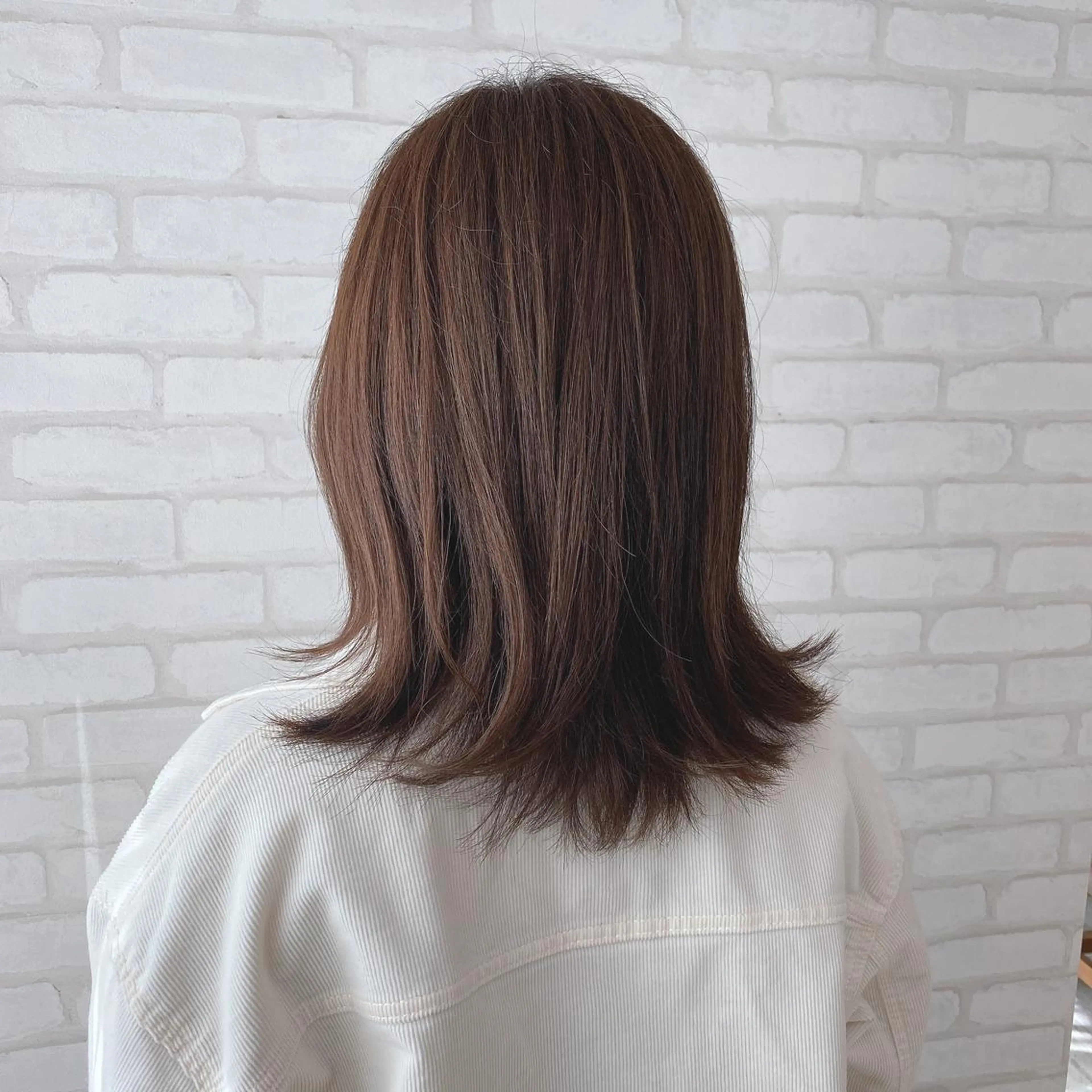 ミディアム カラー abilita AZUSAのヘアスタイル