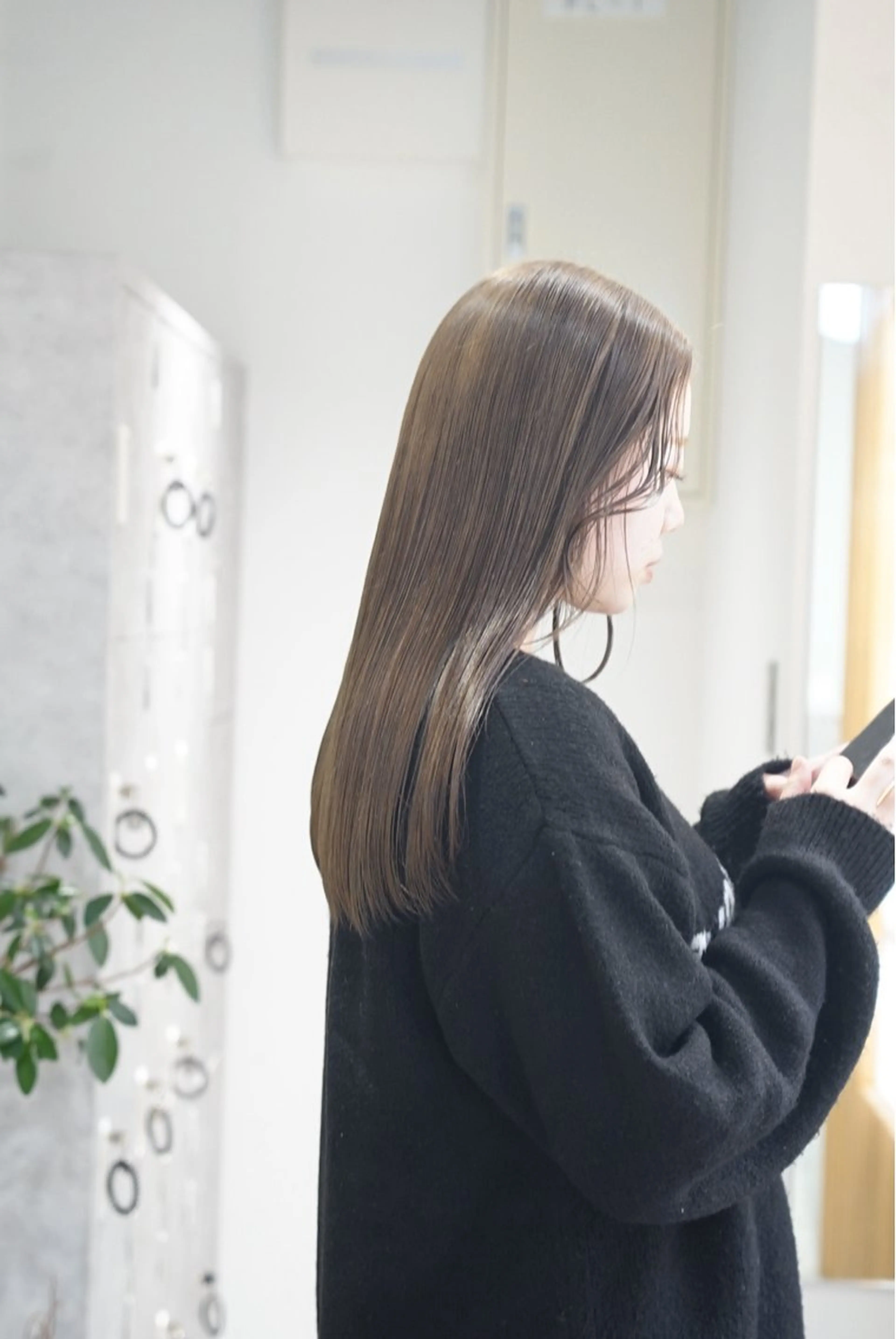 ロング カラー 月100人以上 髪質改善施術｜谷口のヘアスタイル
