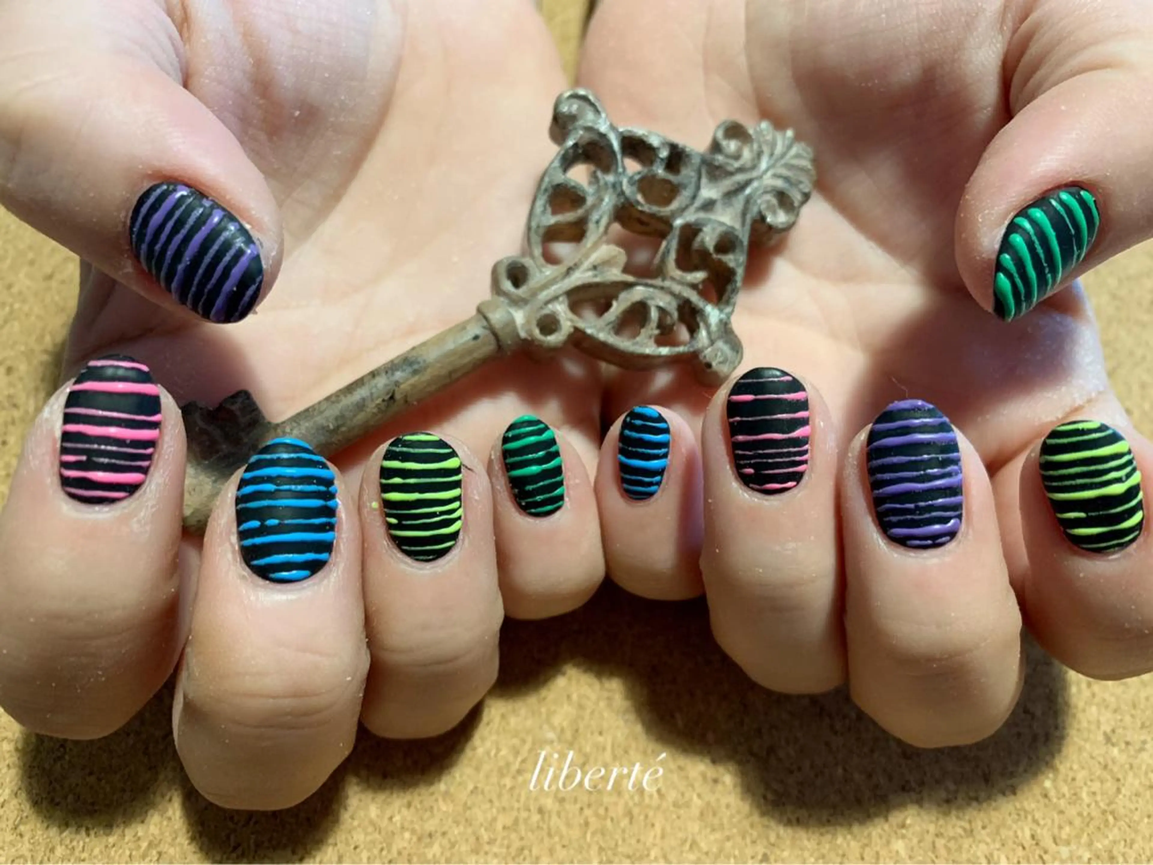 ネイル liberté (リベルテ)のネイルデザイン