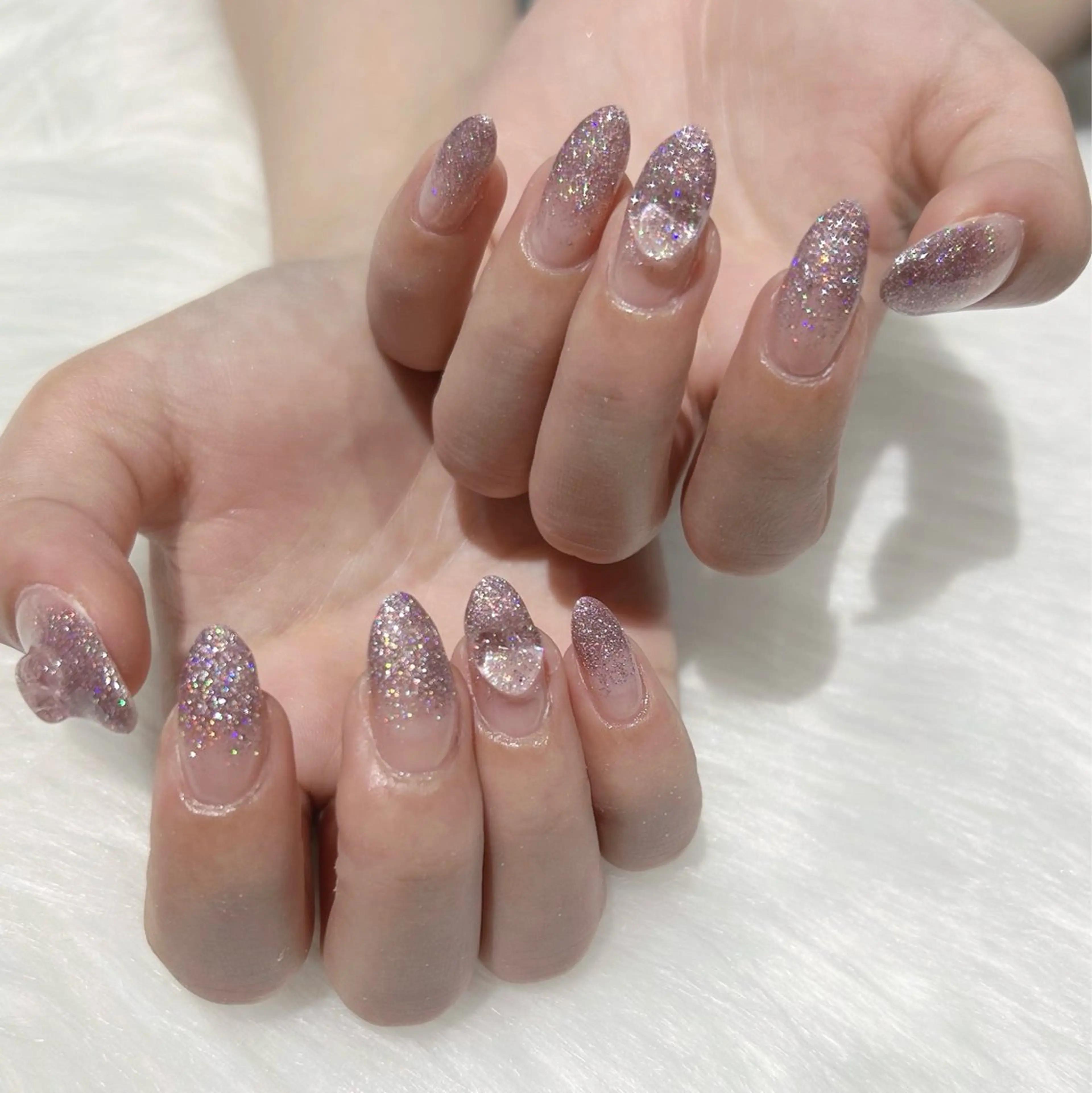 ネイル オーロラネイル グラデーション ハート キラキラネイル ぷりゅねる 心斎橋のネイルデザイン