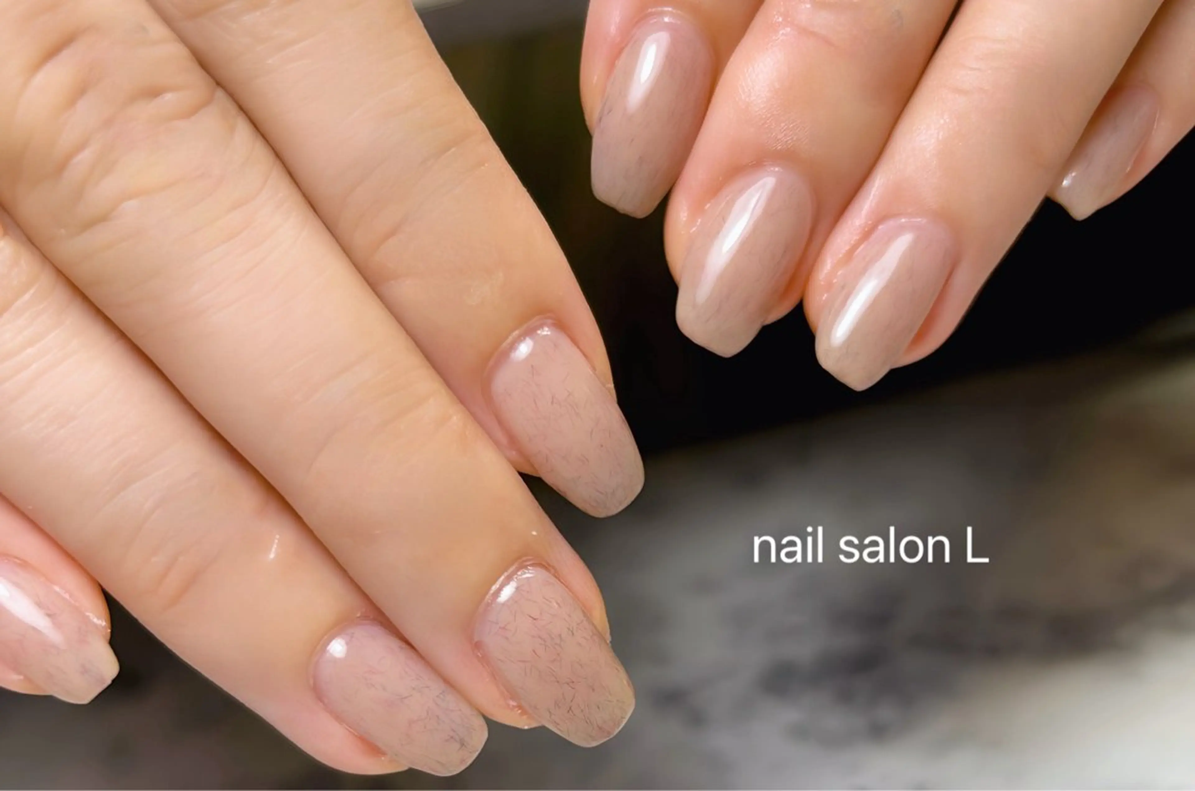 ネイル ジェルネイル ワンカラーネイル ハンドネイル 吉川市 ネイルサロンLのネイルデザイン