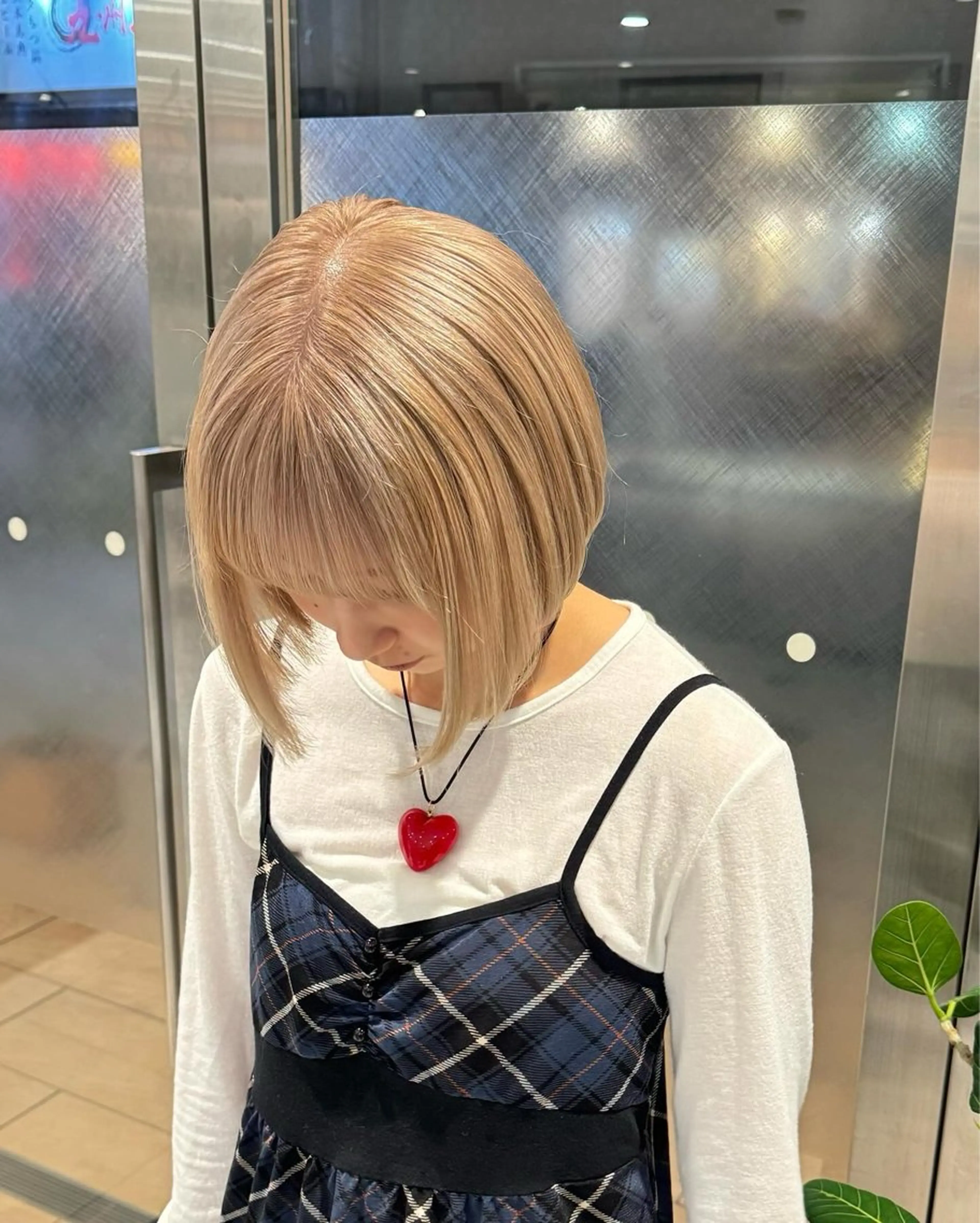 リタッチ1ブリーチ&ワンカラー&3stepトリートメントの写真