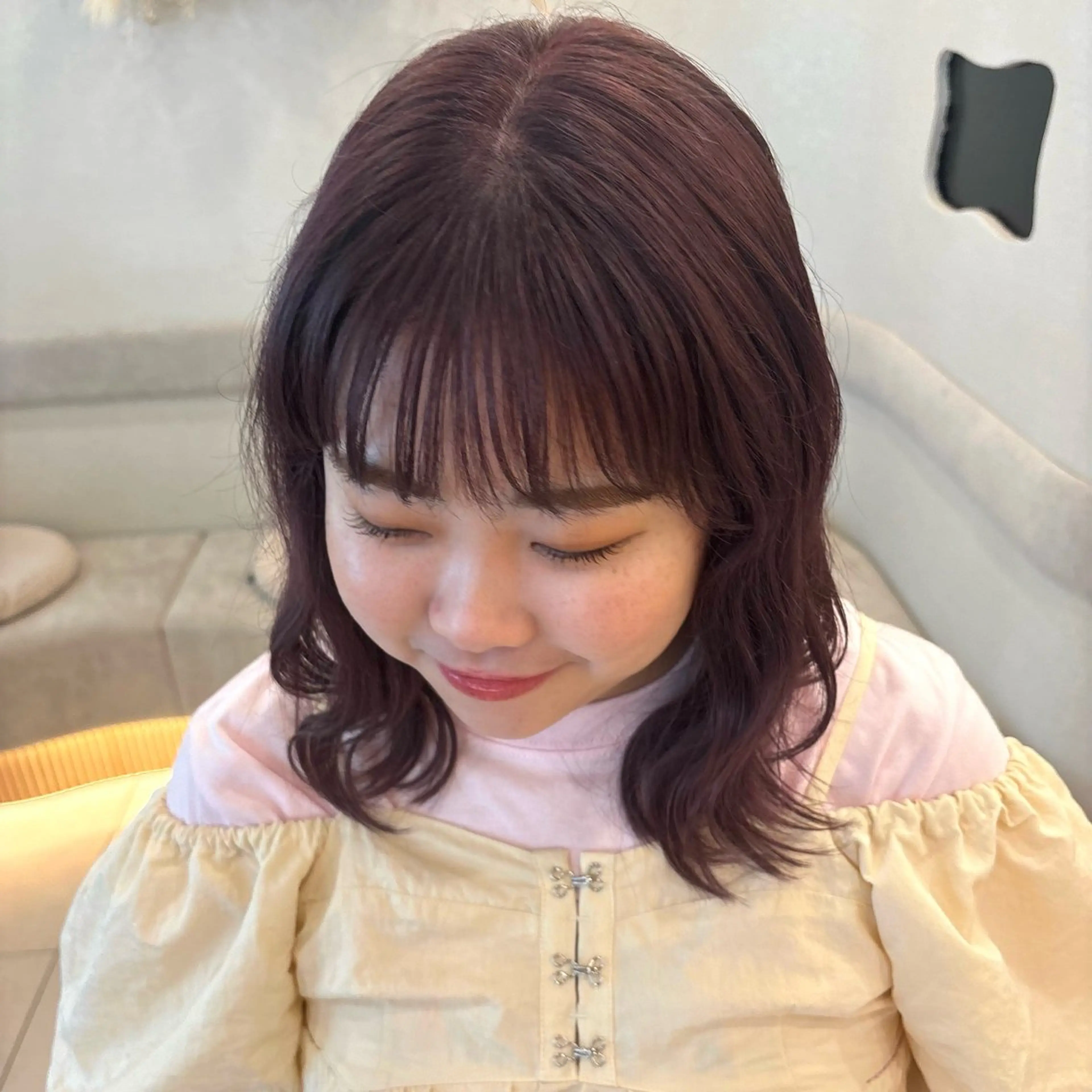 ミディアム カラー ヘアカラー 梅田美容室 山崎海波のヘアスタイル