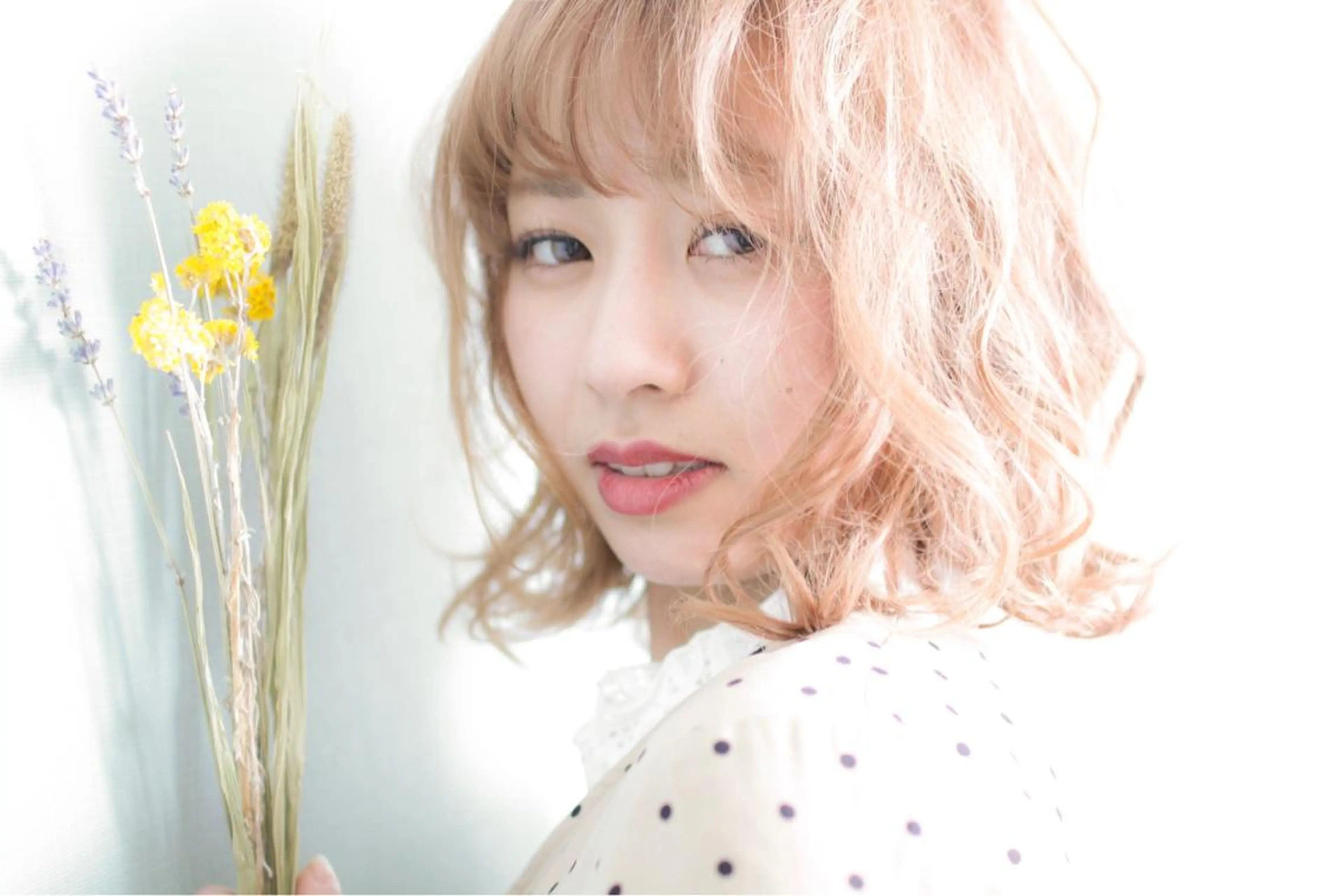 ミディアム HAILEY所属・ブリーチ・縮毛矯正 特化 山下良孝✂️のヘアスタイル