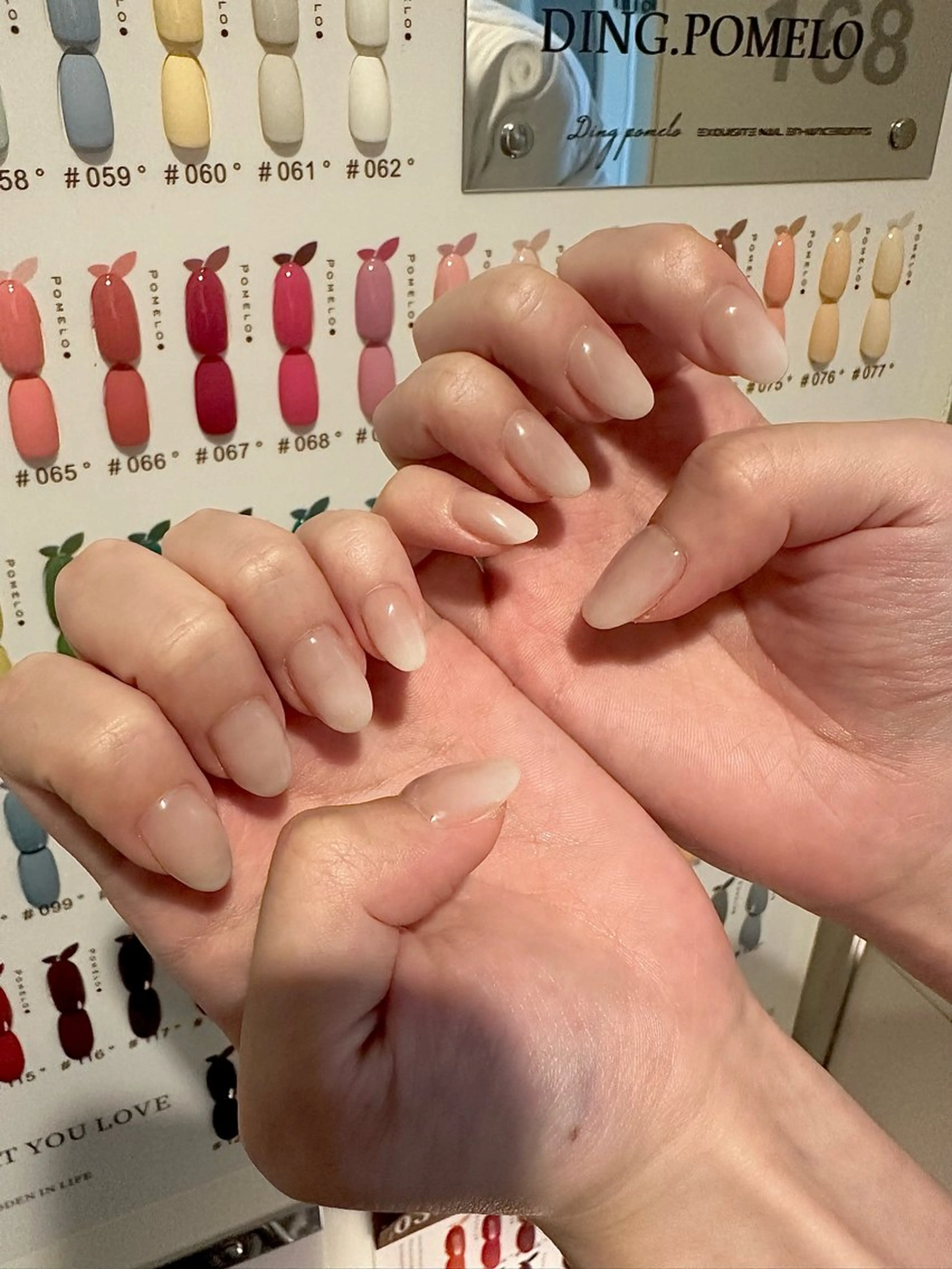 ネイル ハンドネイル EMI ANA.CHUOのネイルデザイン